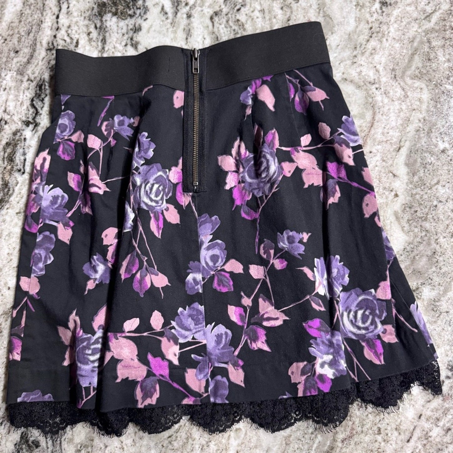 ELLE black floral print skirt size small