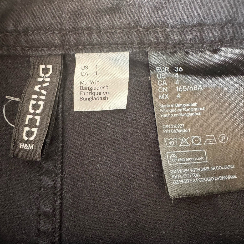 H&M Women’s Divided Black Button Front Mini Skirt Size 4 Y2K 90s