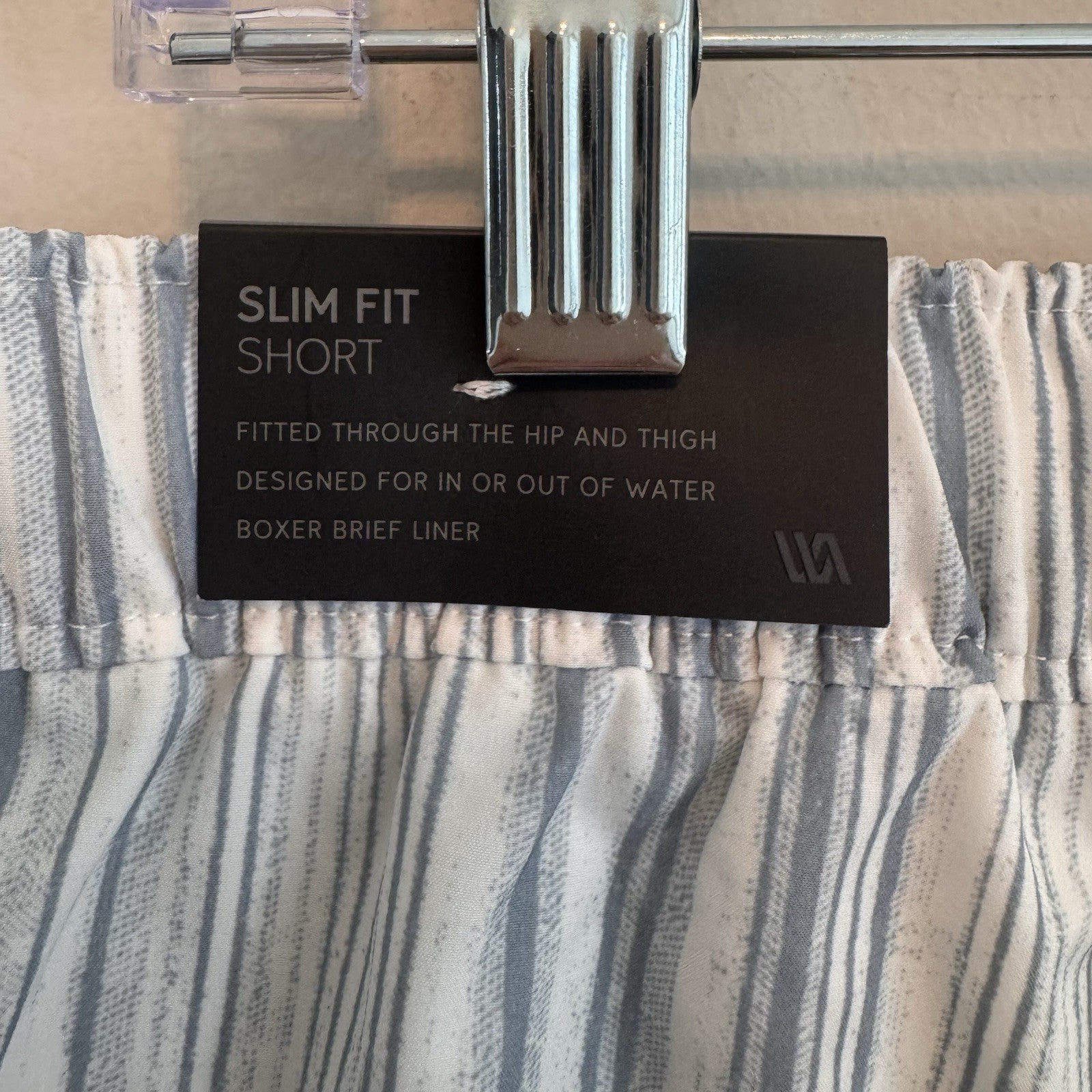 VRST Men’s 5” Resort Short Muted Denim Calm Stripe Medium NWT Quick Dry UPF 50+
