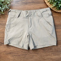 Columbia PFG Women’s Khaki Fishing Shorts Size 2 Omni-Shade UPF 50 Vented