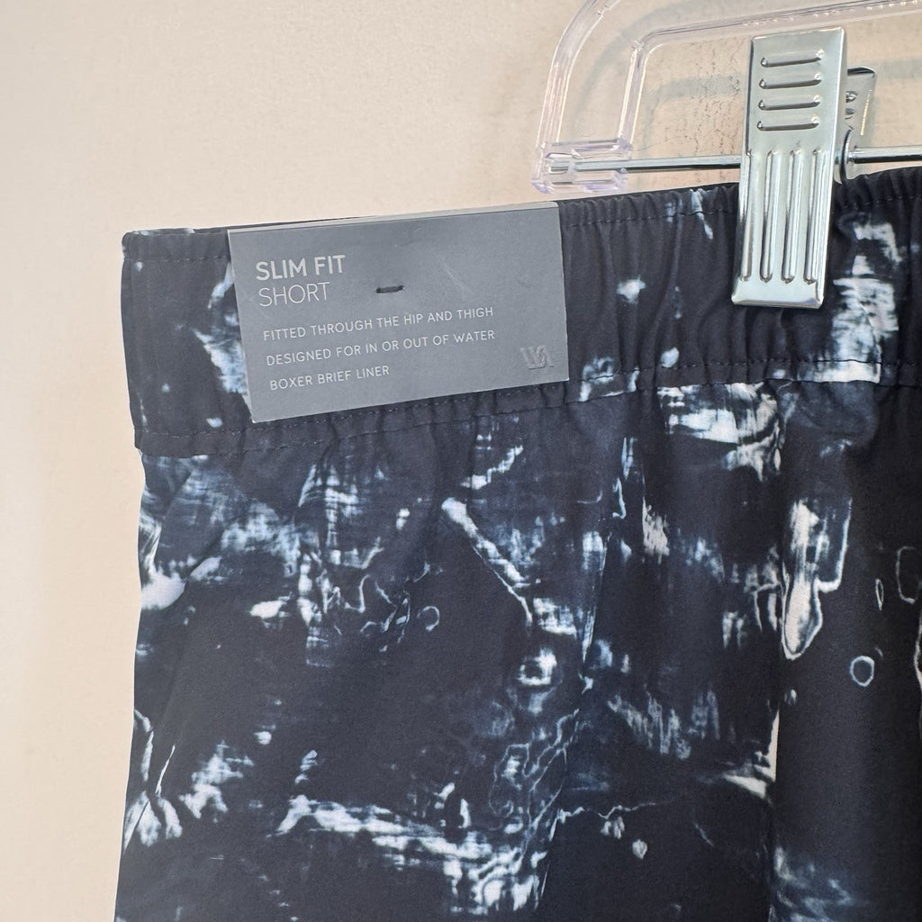VRST Men's 5" Resort Short XXL Indigo Craft Abstract Print Slim Fit Liner NWT