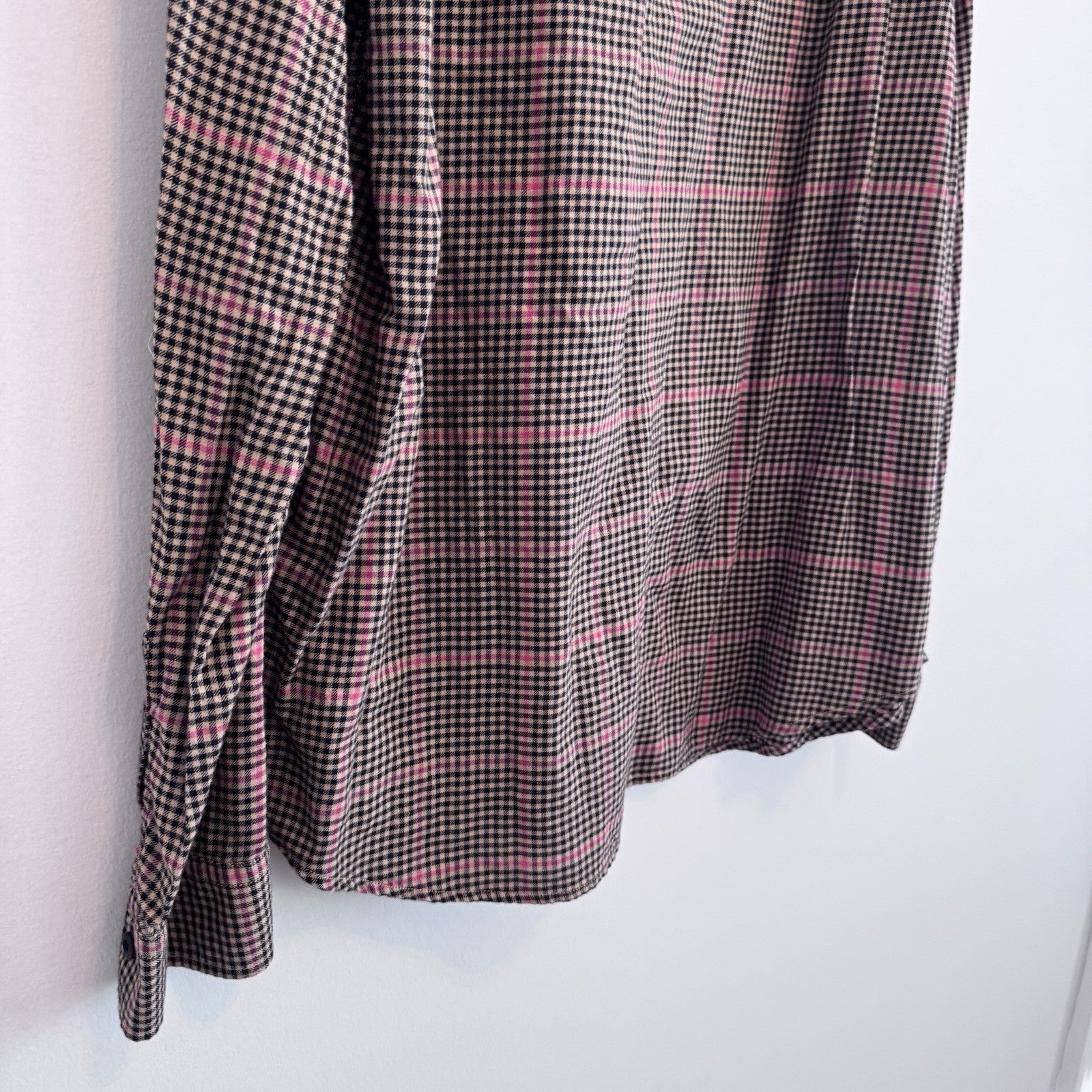 American Eagle XL Plaid Button Up Shirt Pink Tan Black Flannel Y2K