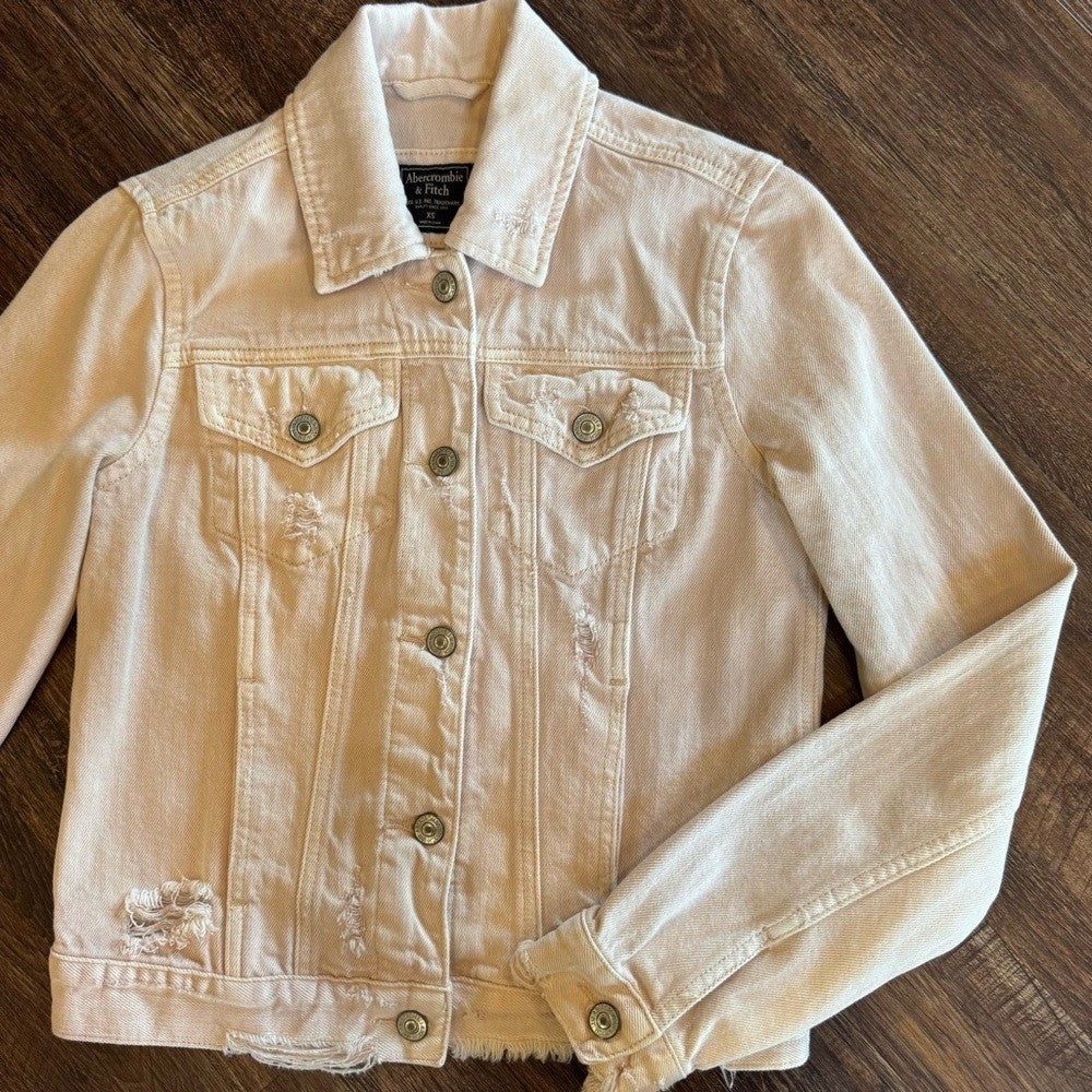 Abercrombie & Fitch | Light Pink Distressed Jean Jacket XS