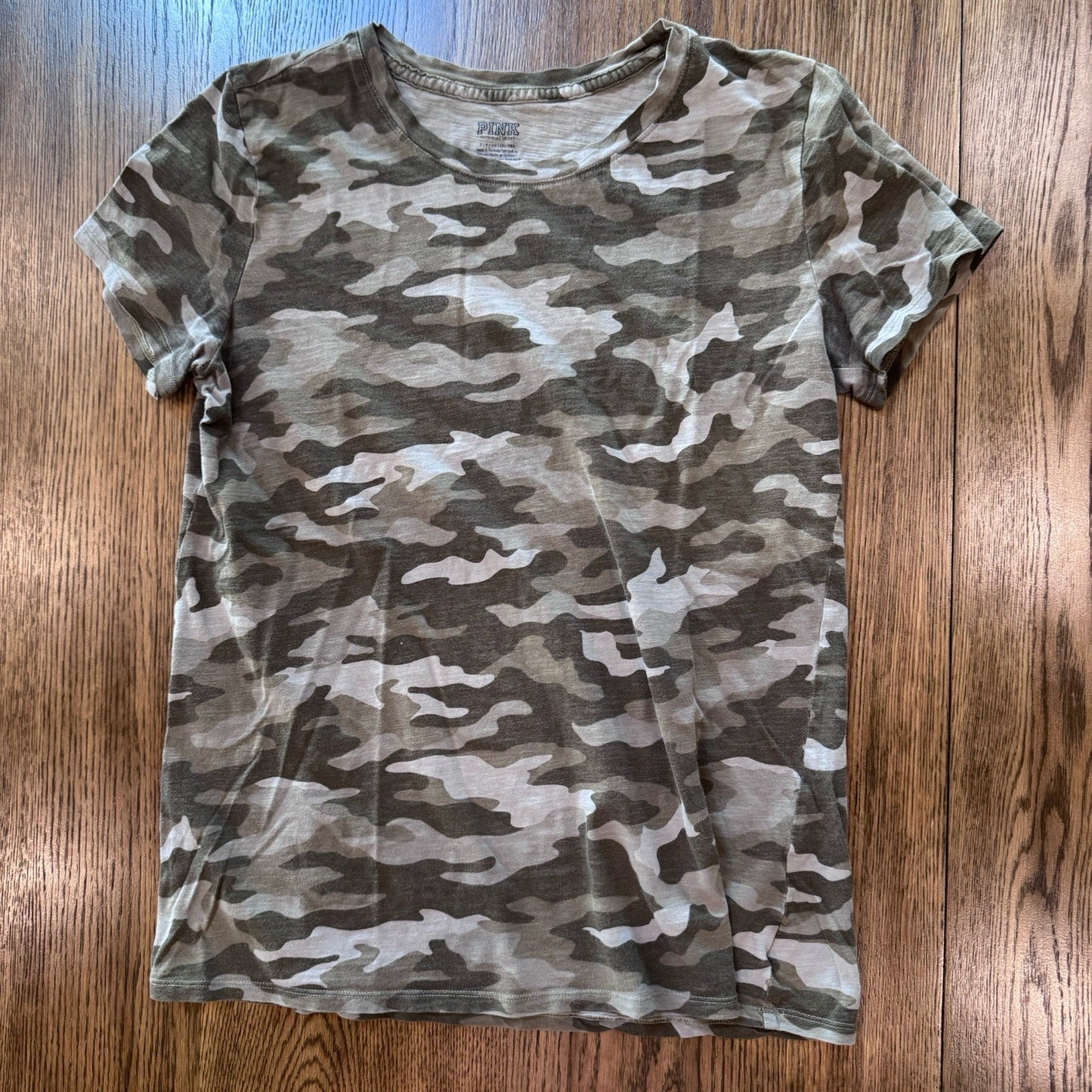 PINK Victoria’s Secret Camo T-Shirt Women’s Small Green Brown Short Sleeve Tee
