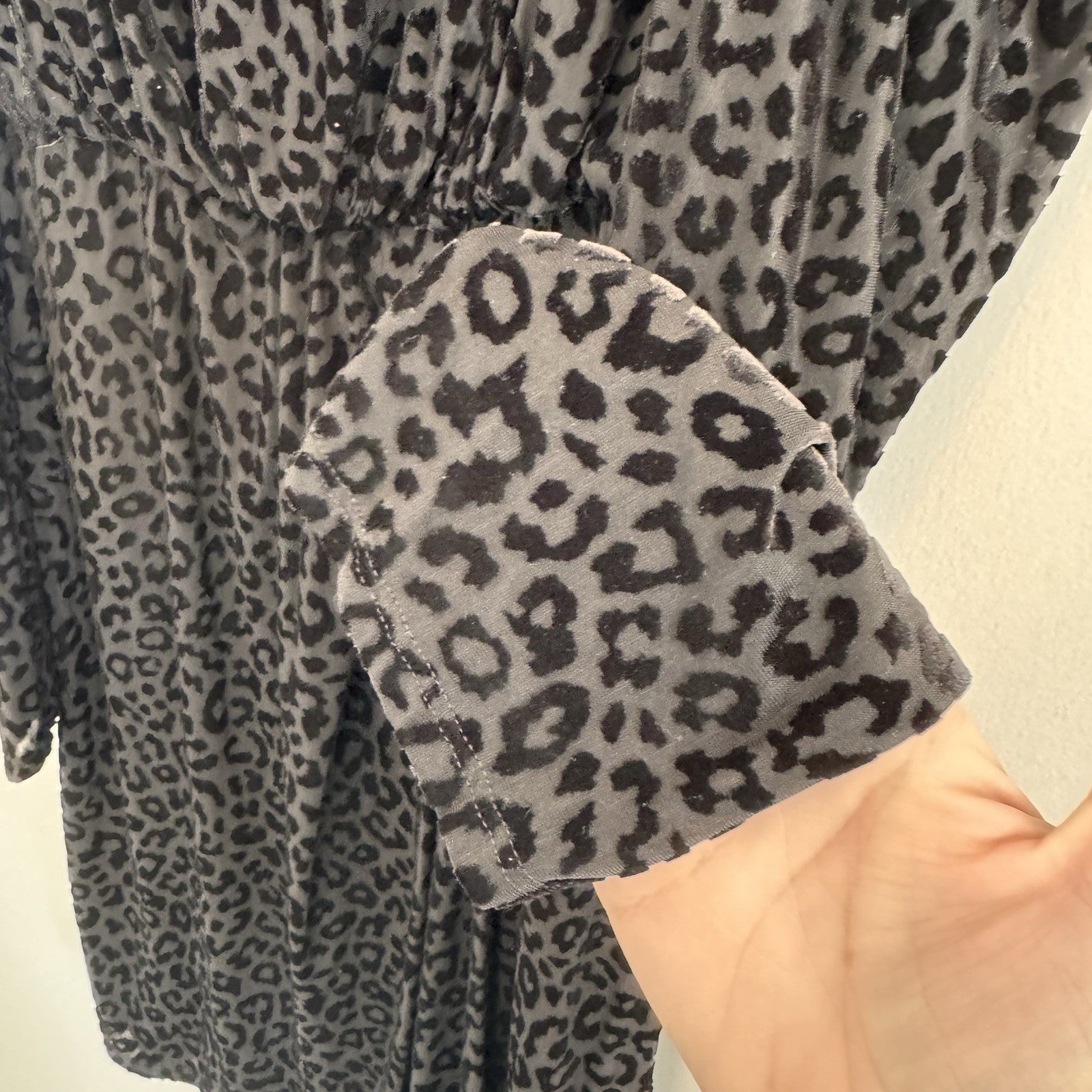Express Women Small S Leopard Print Burnout Velvet Dress Puff Sleeve Mob Wife