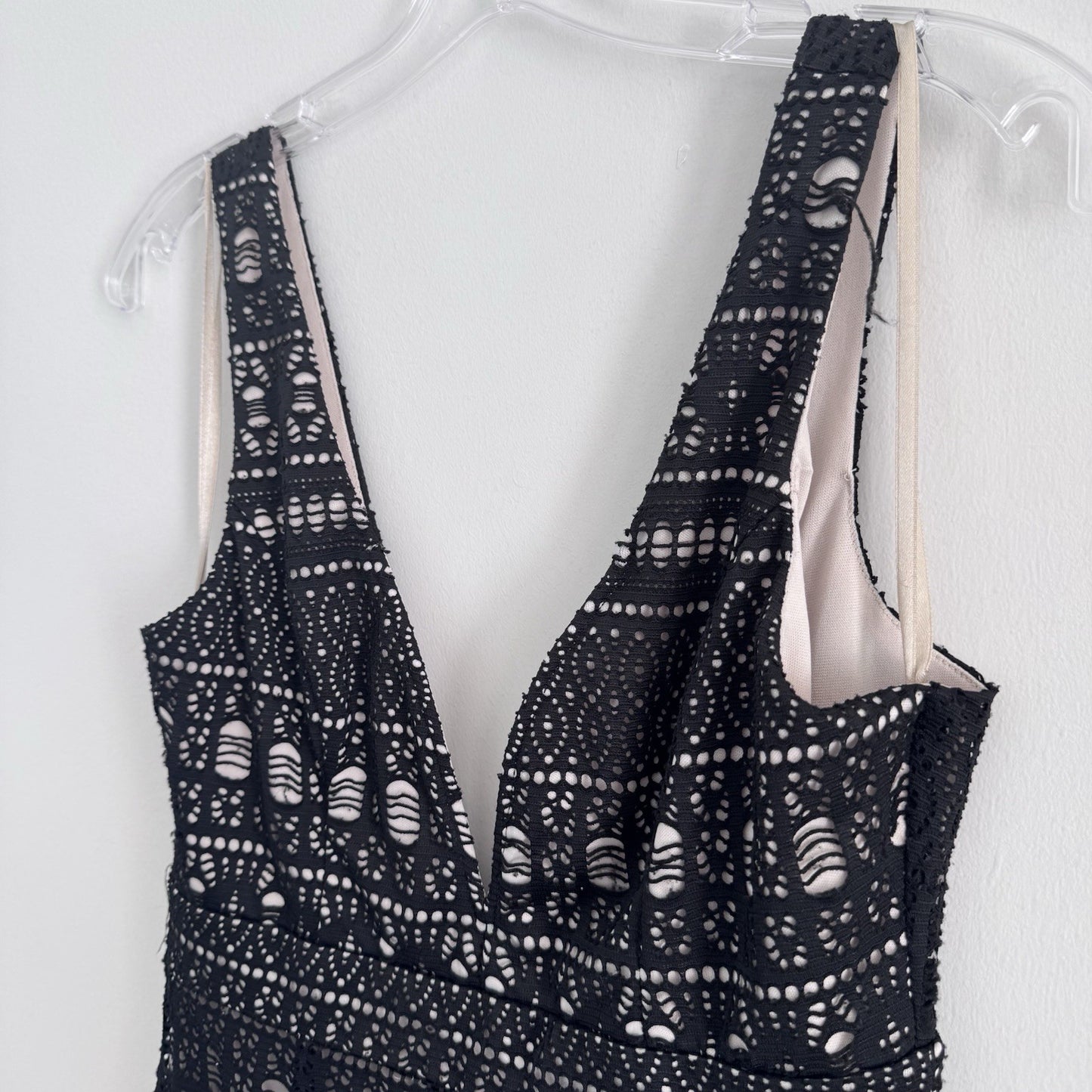 Ark & Co Lace Sheath Dress Navy Nude Lined V Neck Sleeveless Size S