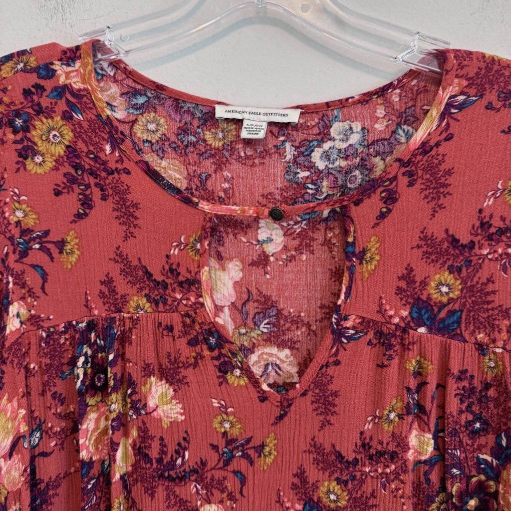 American Eagle Floral Boho Peasant Top Small Coral Pink Keyhole Long Sleeve
