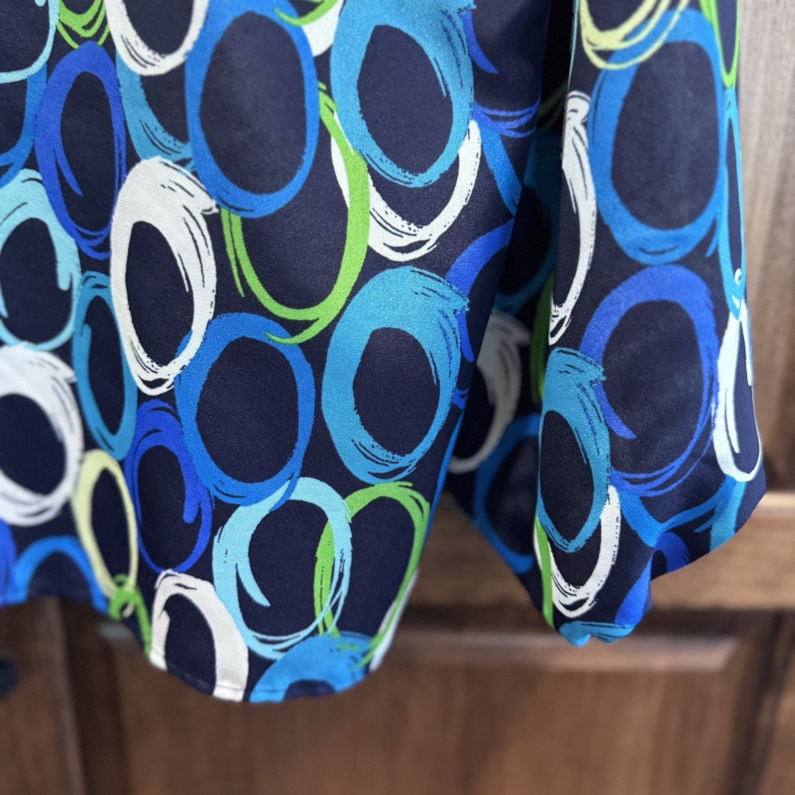 Pappagallo Boho Blouse Women’s Size L Colorful Circle Print Tie Neck 