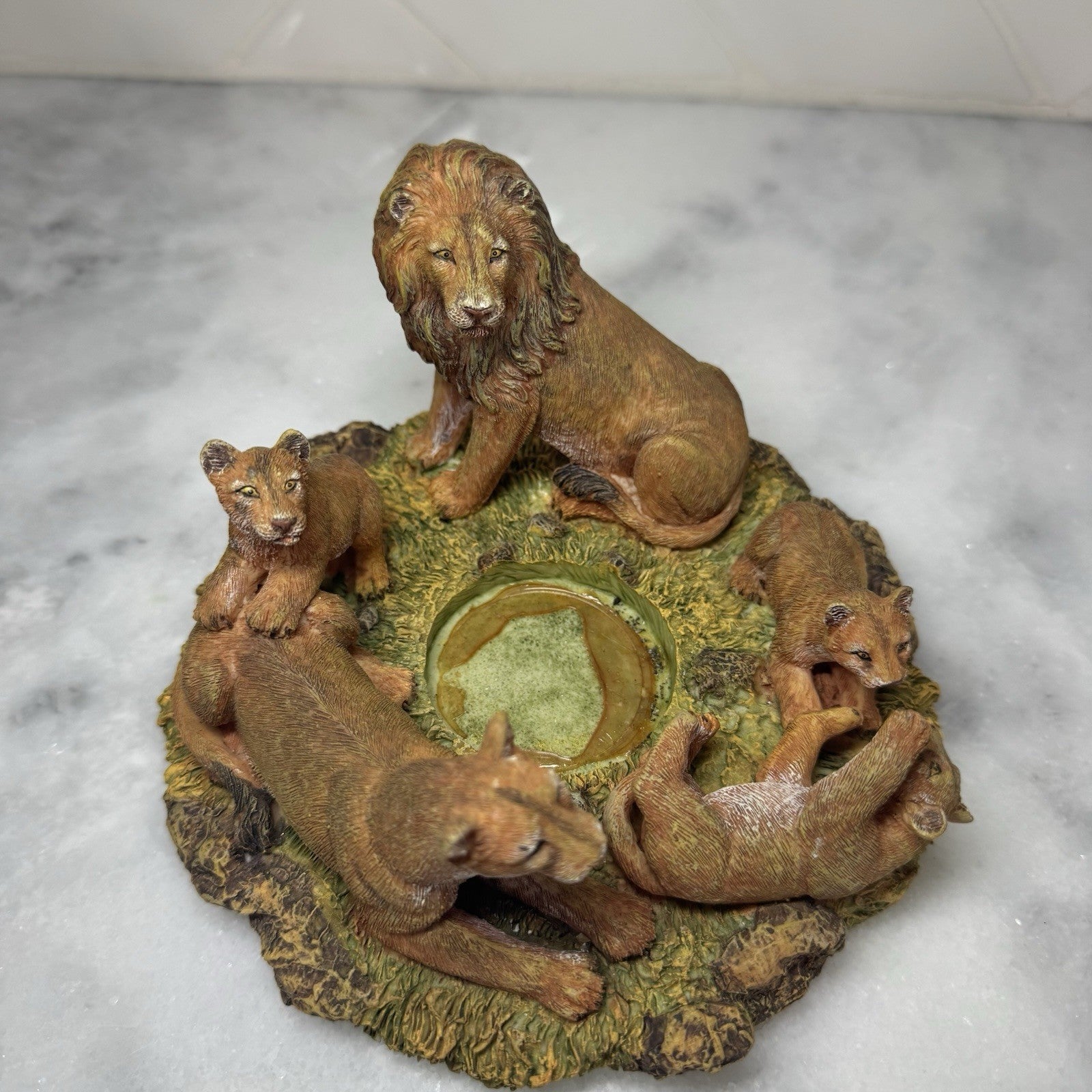 Lion Family Tea Light Candle Holder Safari Wildlife Decor Resin Statue 7x5