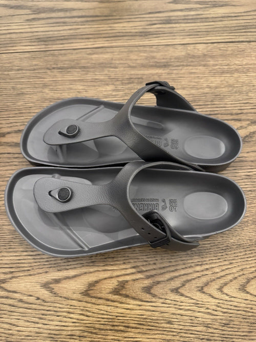 Birkenstock Unisex Dark Gray-Thong Sandals Size 40- Sz 9 Brand New W Box