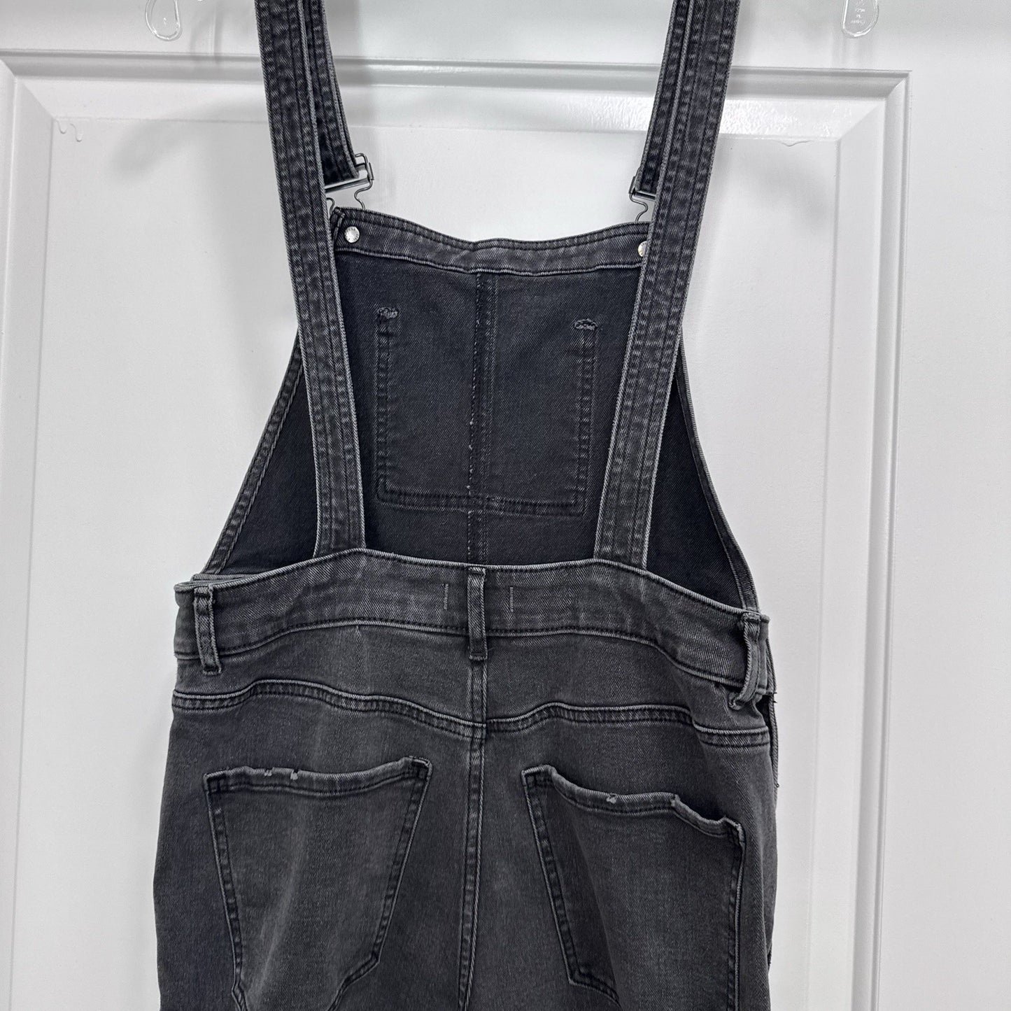 Express Black Jean Overalls Size 4 Women’s Adjustable Straps Frayed Hem