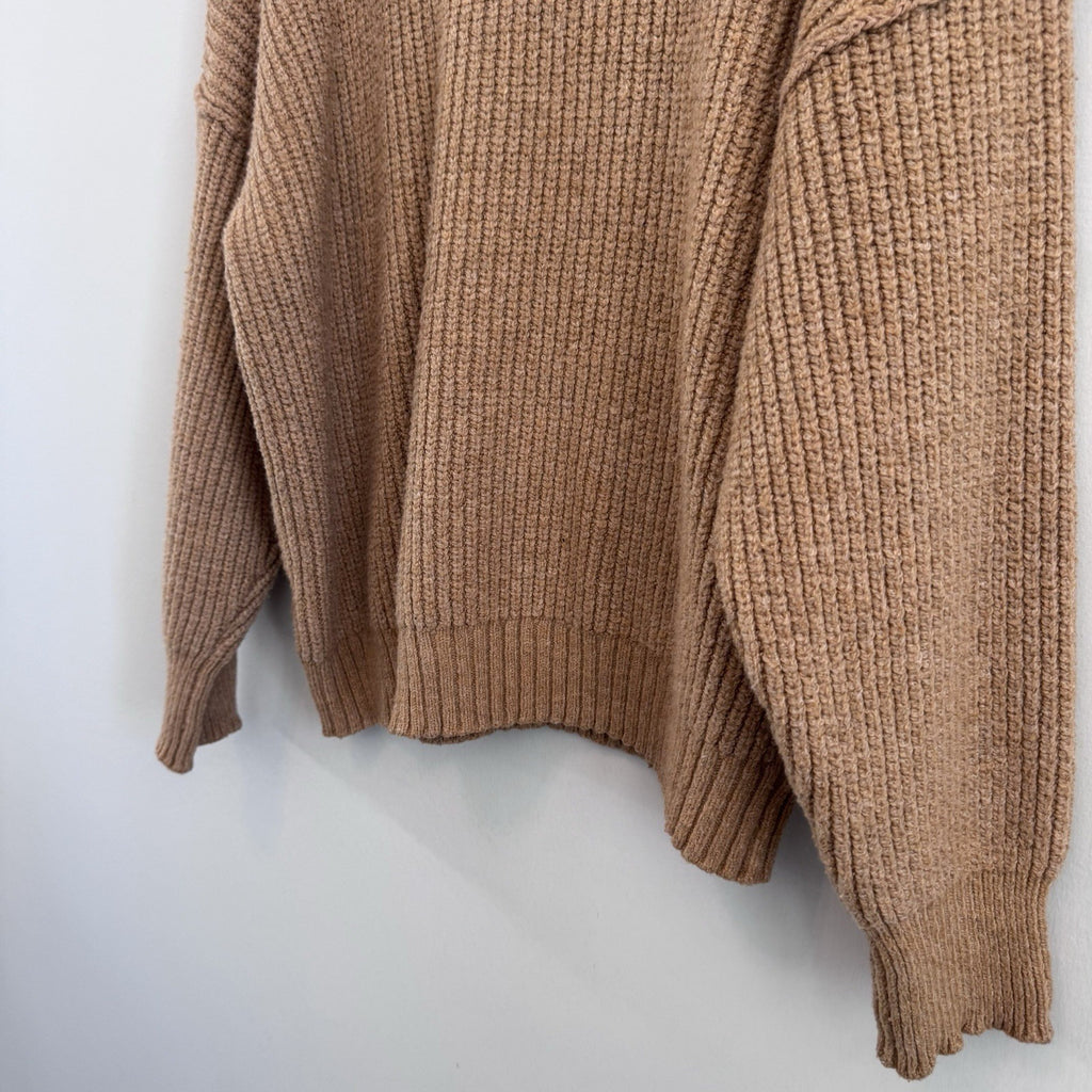 American Eagle Hooded Chunky Knit Sweater Hoodie Tan Beige Oversized M Women’s