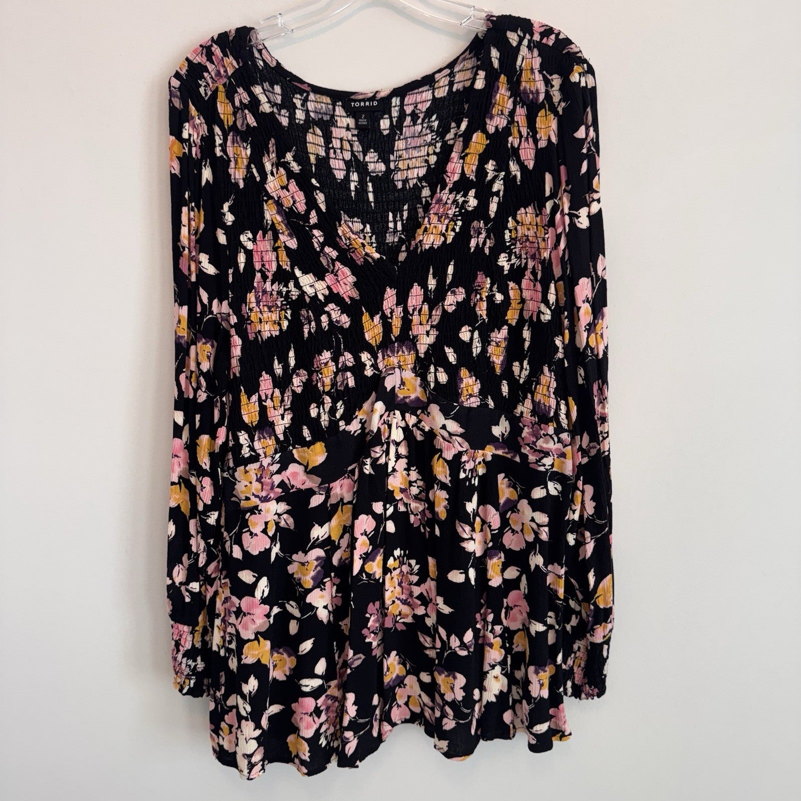 Torrid Floral Babydoll Blouse Size 2 Black Pink Smocked Boho Top Women’s