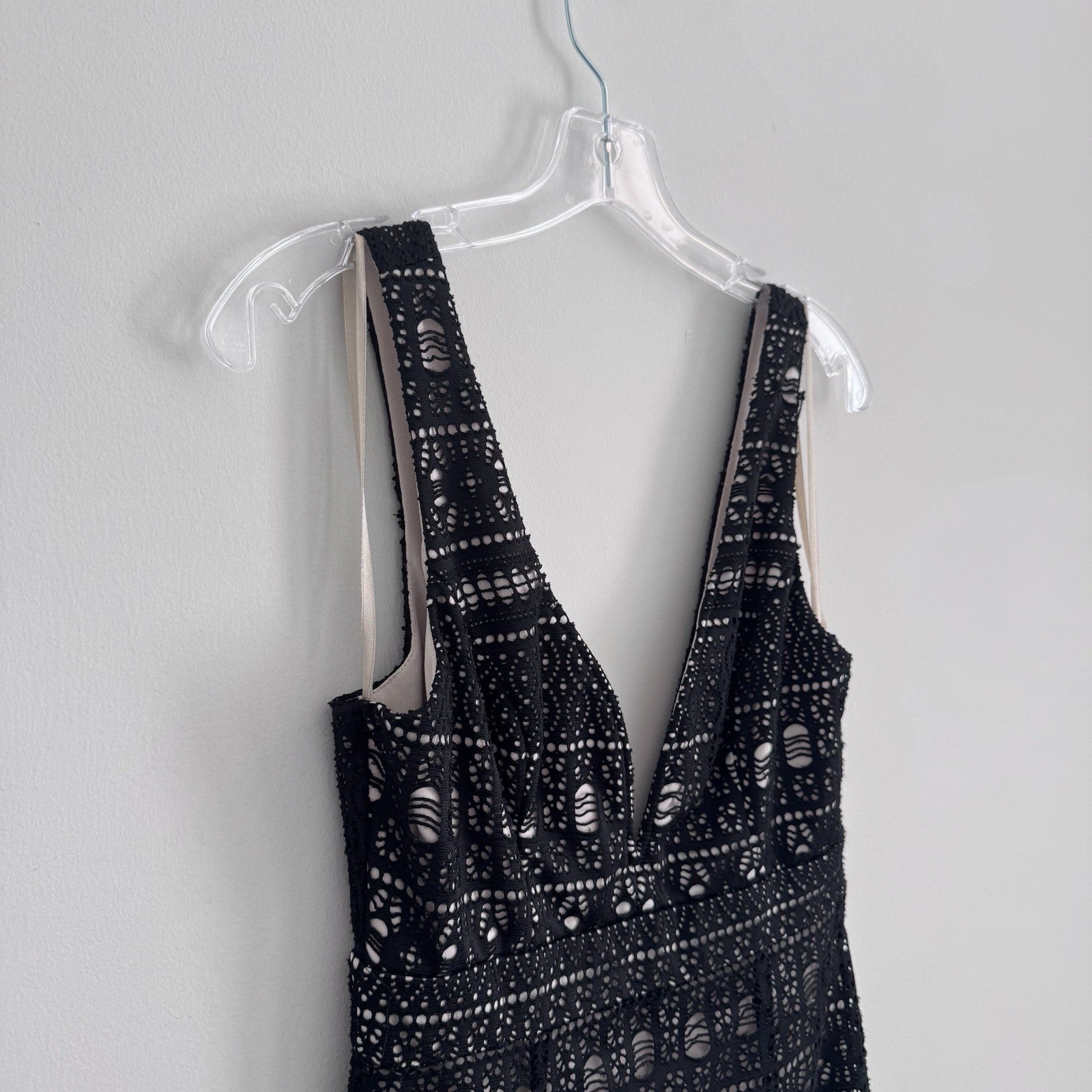 Ark & Co Lace Sheath Dress Navy Nude Lined V Neck Sleeveless Size S