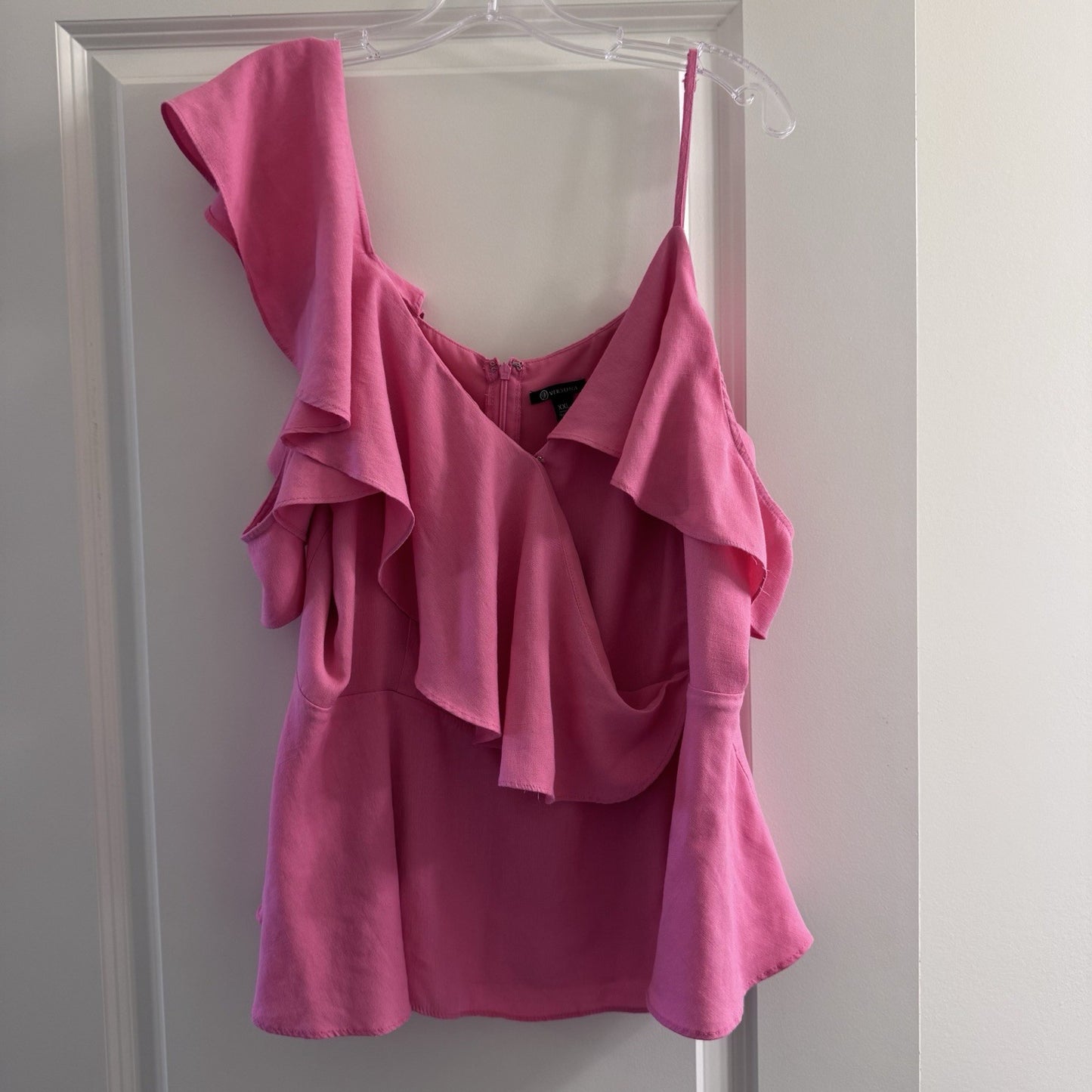 Versona Pink Ruffle Cold Shoulder Blouse XXL Asymmetrical Neckline Feminine 