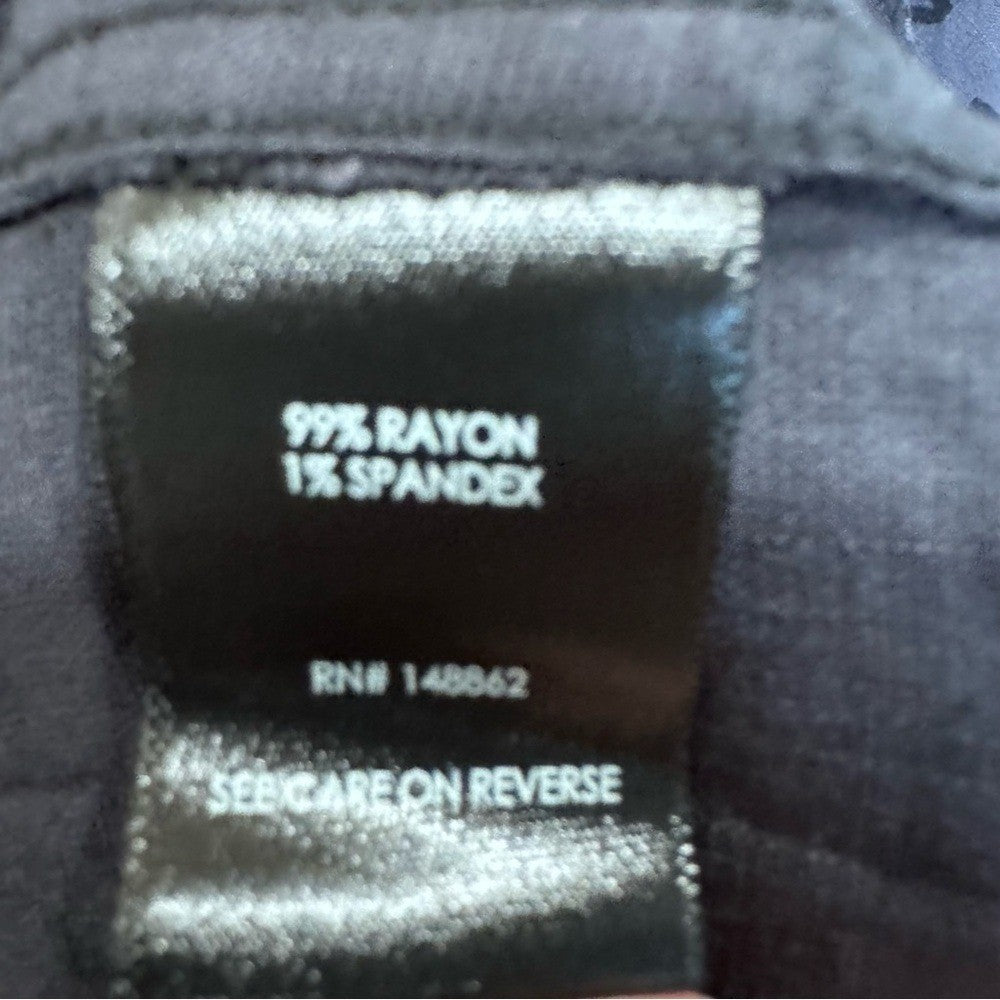 Torrid Emoji Icon Print Button Down Shirt Black Short Sleeve Blouse Size 1 NWOT