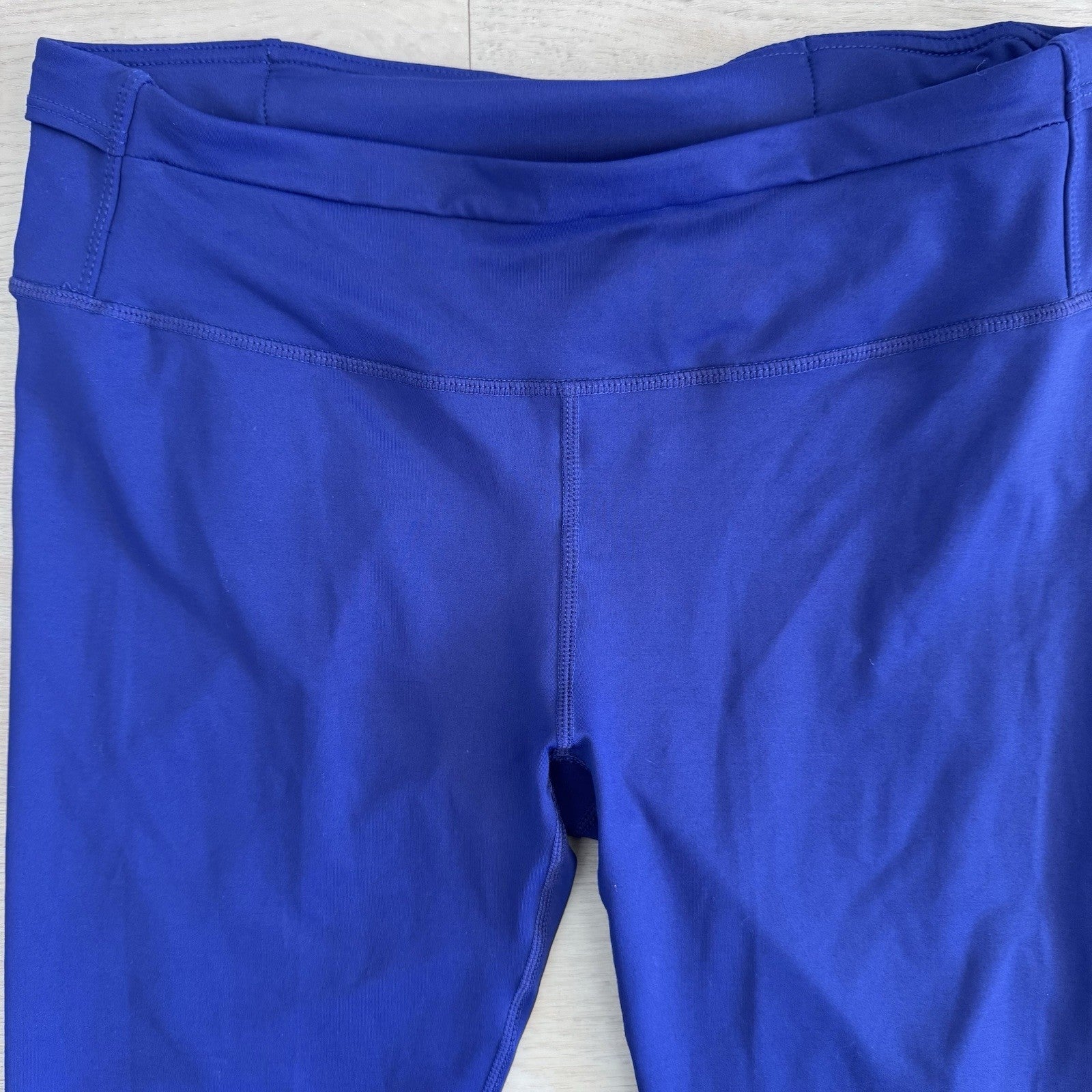 Fabletics Womens Blue High Rise Performance Leggings Pocket Size Small 