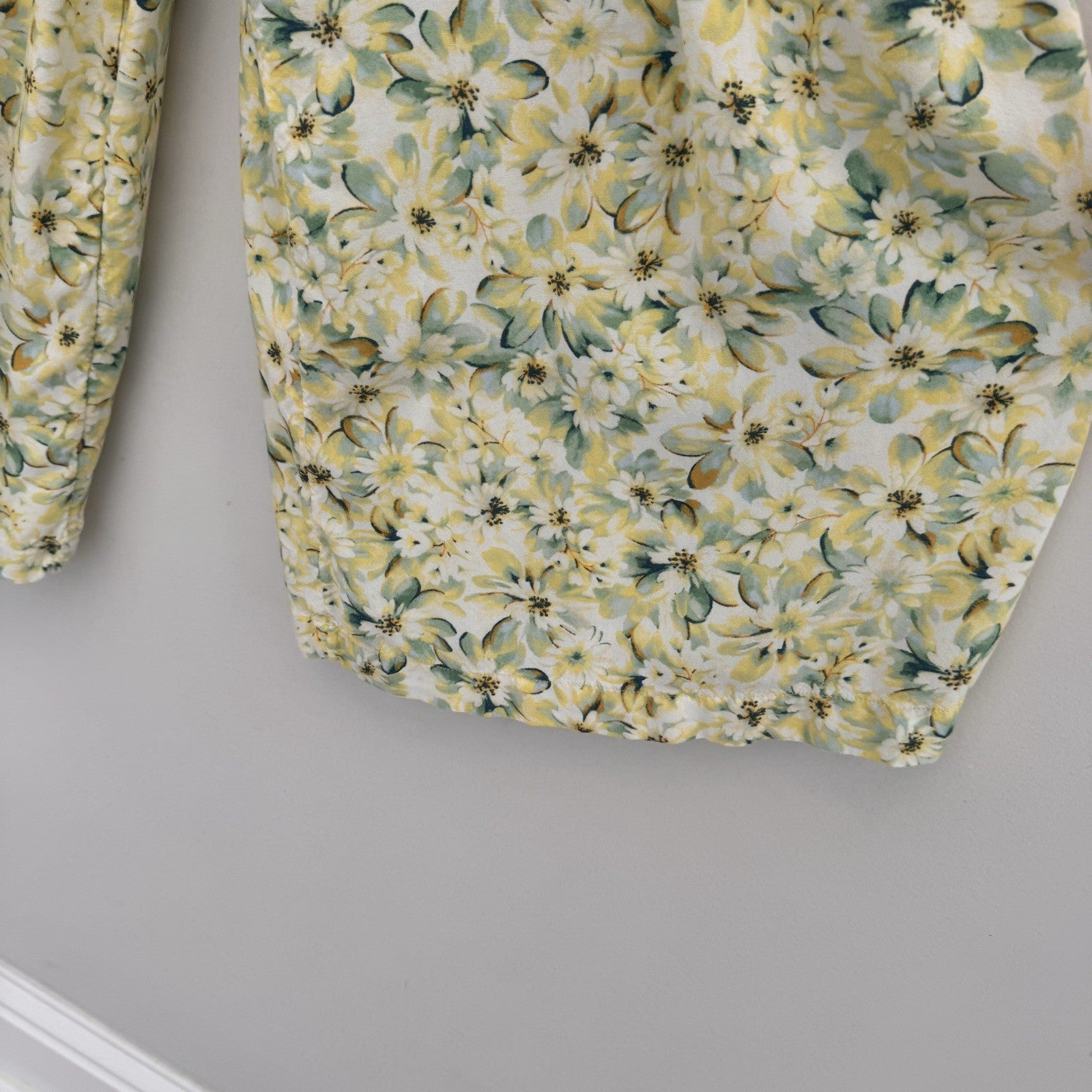 American Eagle Women’s M Petite Floral Cutout Wide Leg Jumpsuit Yellow Green