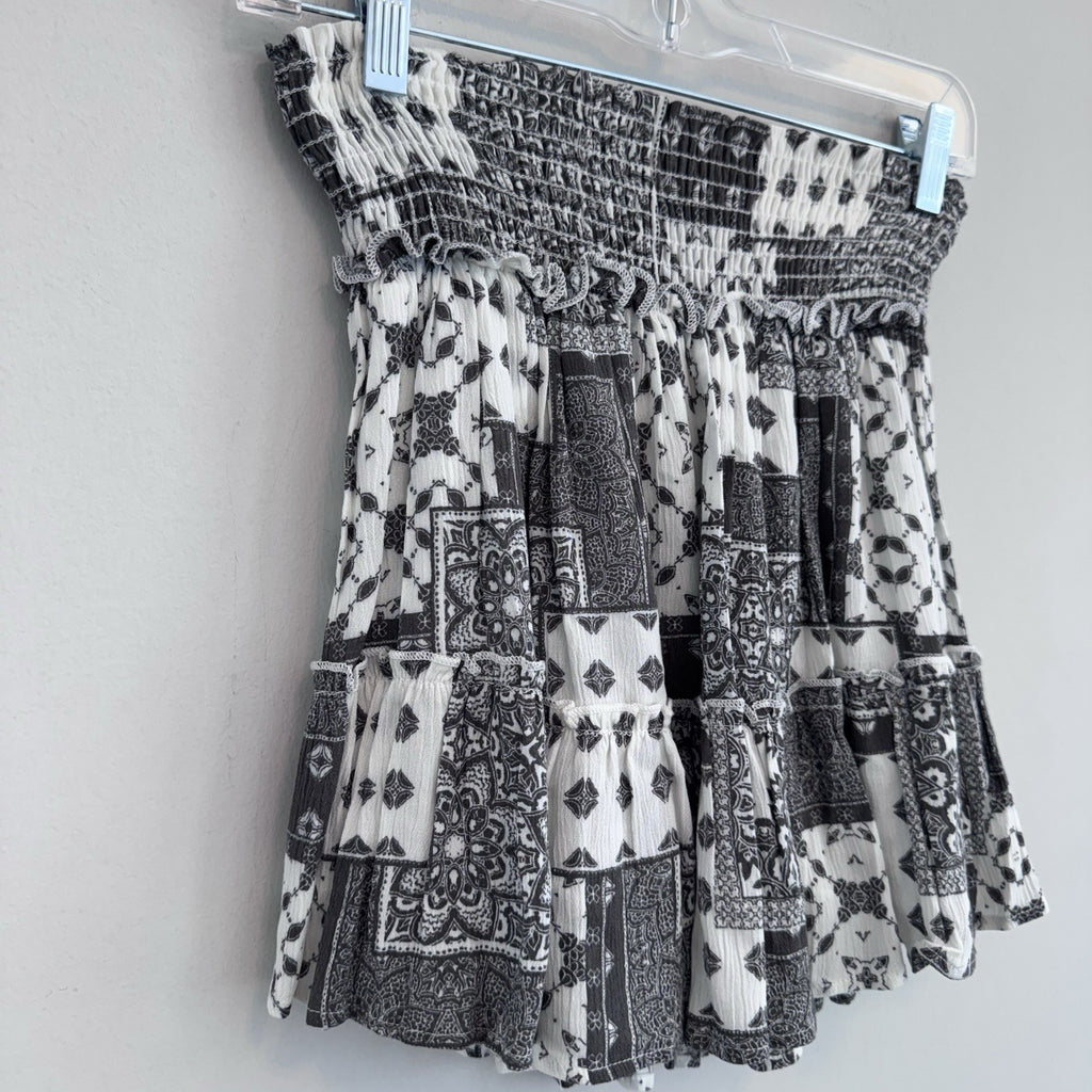 NWT Altar’d State Boho Smocked Tiered Mini Skirt M Cream Charcoal