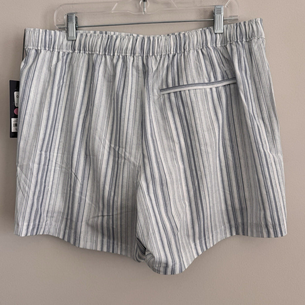 VRST Men's Large 5" Resort Short Muted Denim Calm Stripe NWT Hybrid Liner $58