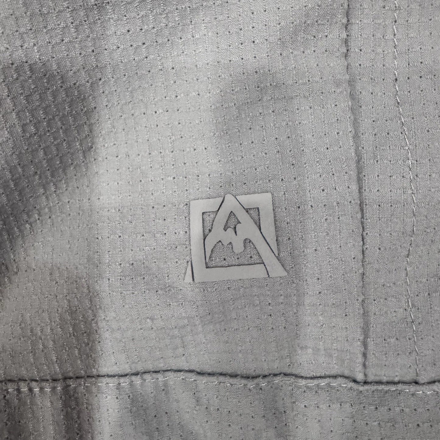 Avalanche Outdoor Supply Co Shorts Womens 3” XL Gray Drawstring Zip