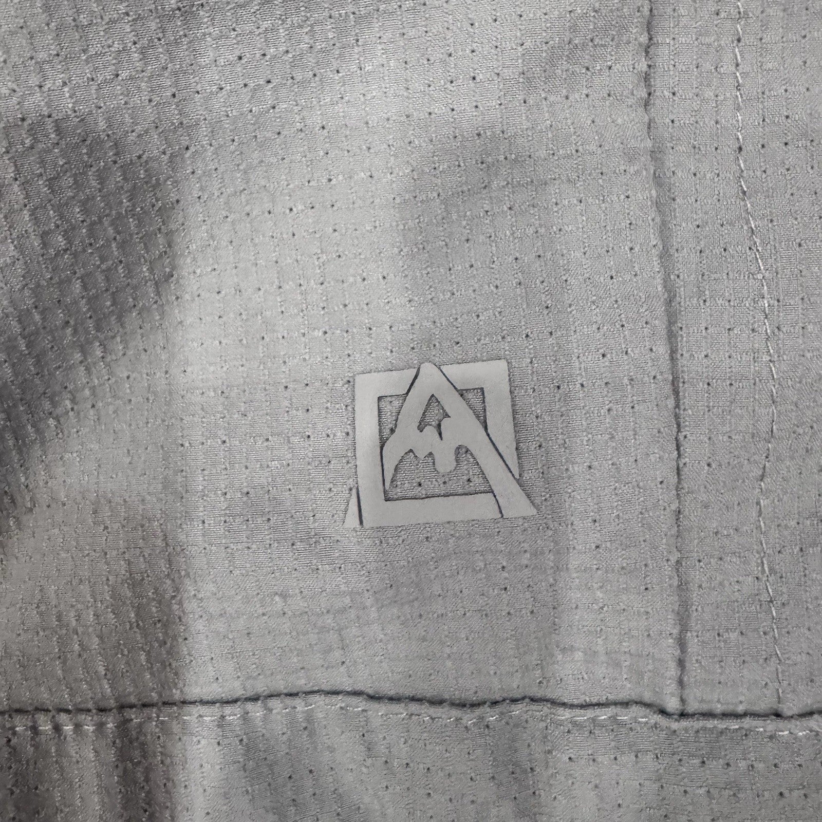 Avalanche Outdoor Supply Co Shorts Womens 3” XL Gray Drawstring Zip