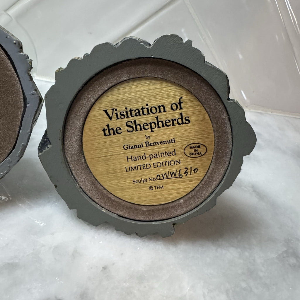 Franklin Mint Gianni Benvenuti Globe Nativity Set - A King Is Born
