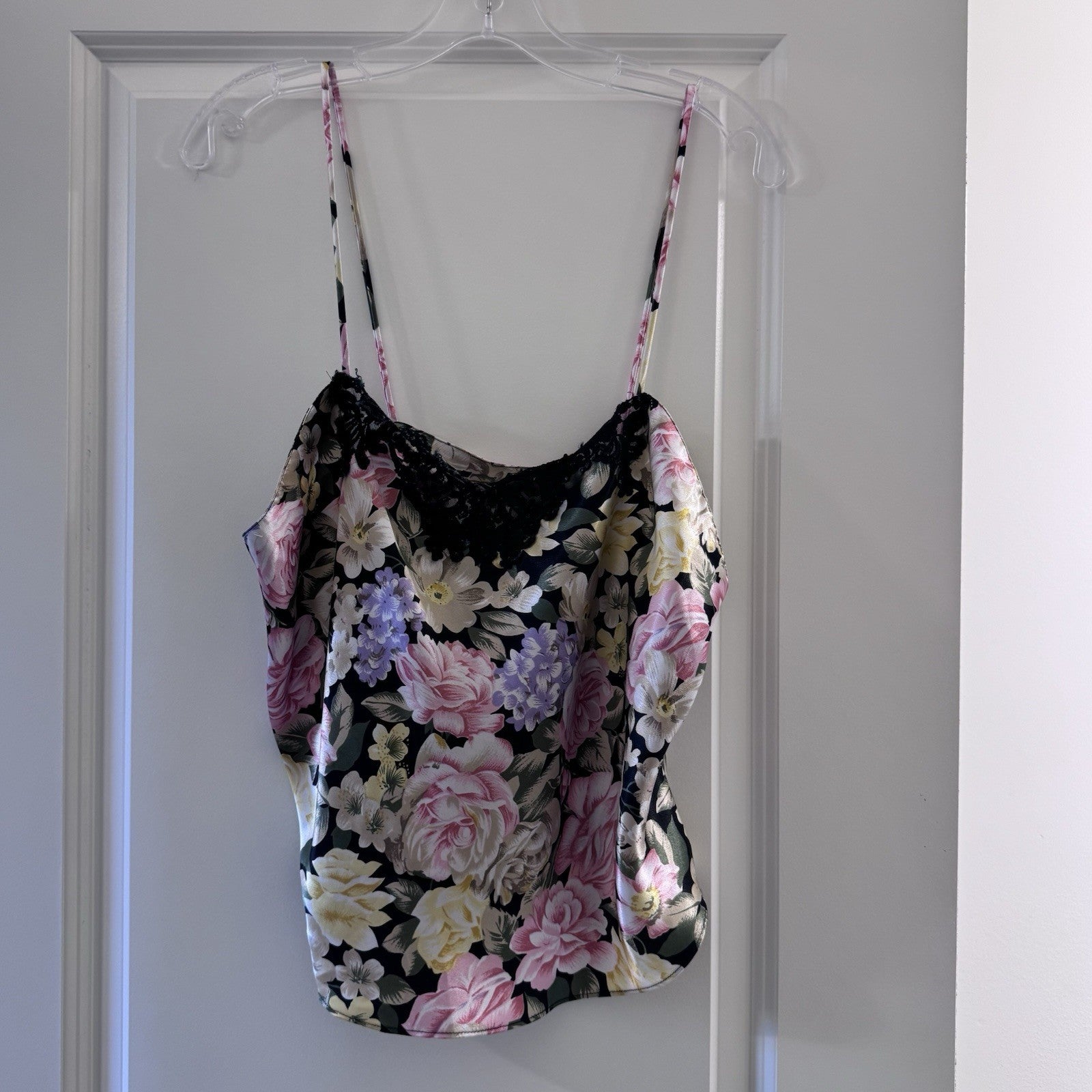 VTG Gold label Victoria’s Secret Floral Lace Camisole Large Made in Korea Y2K