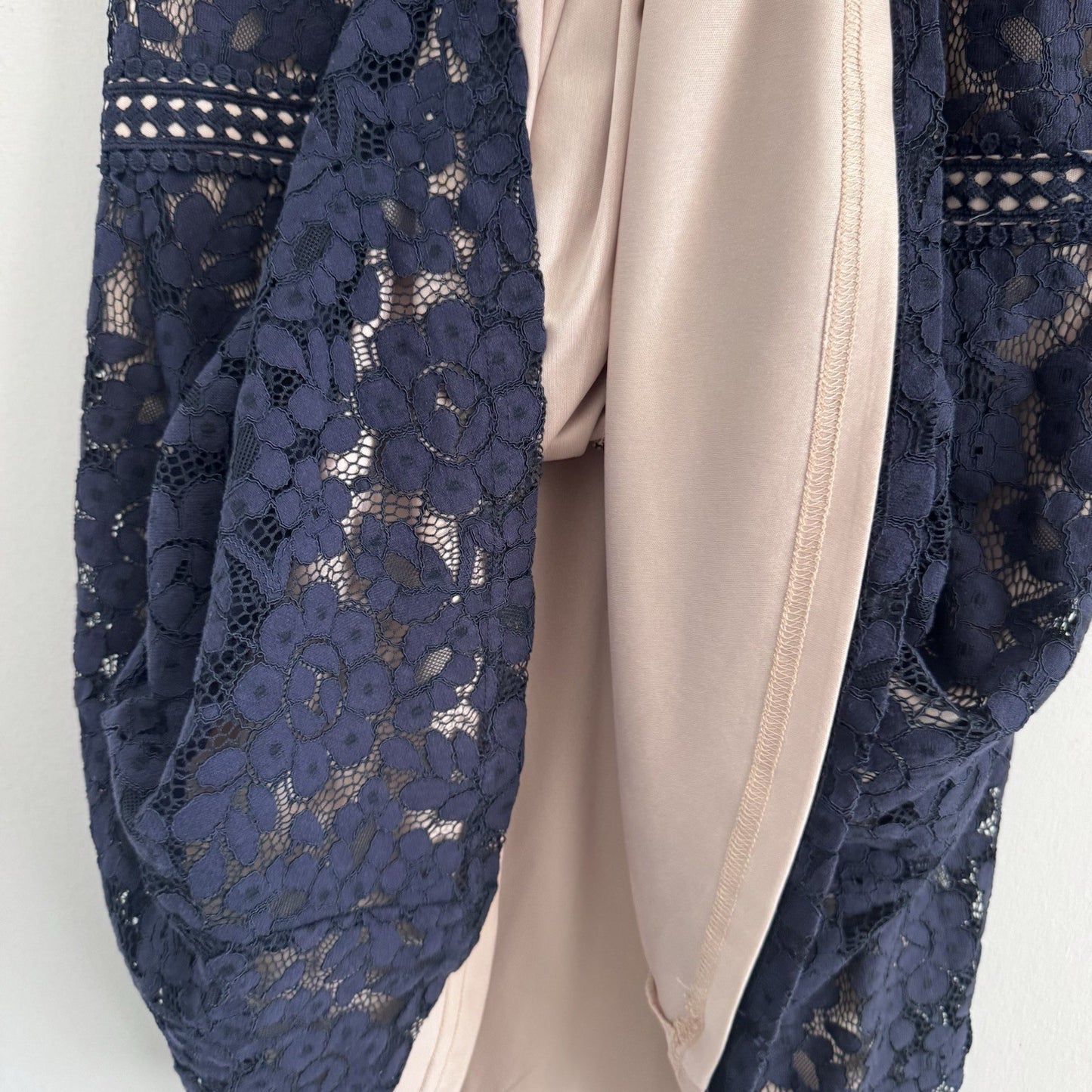 Blu Pepper Navy Lace Halter Dress L Nude Lining B8SD1112 Cocktail