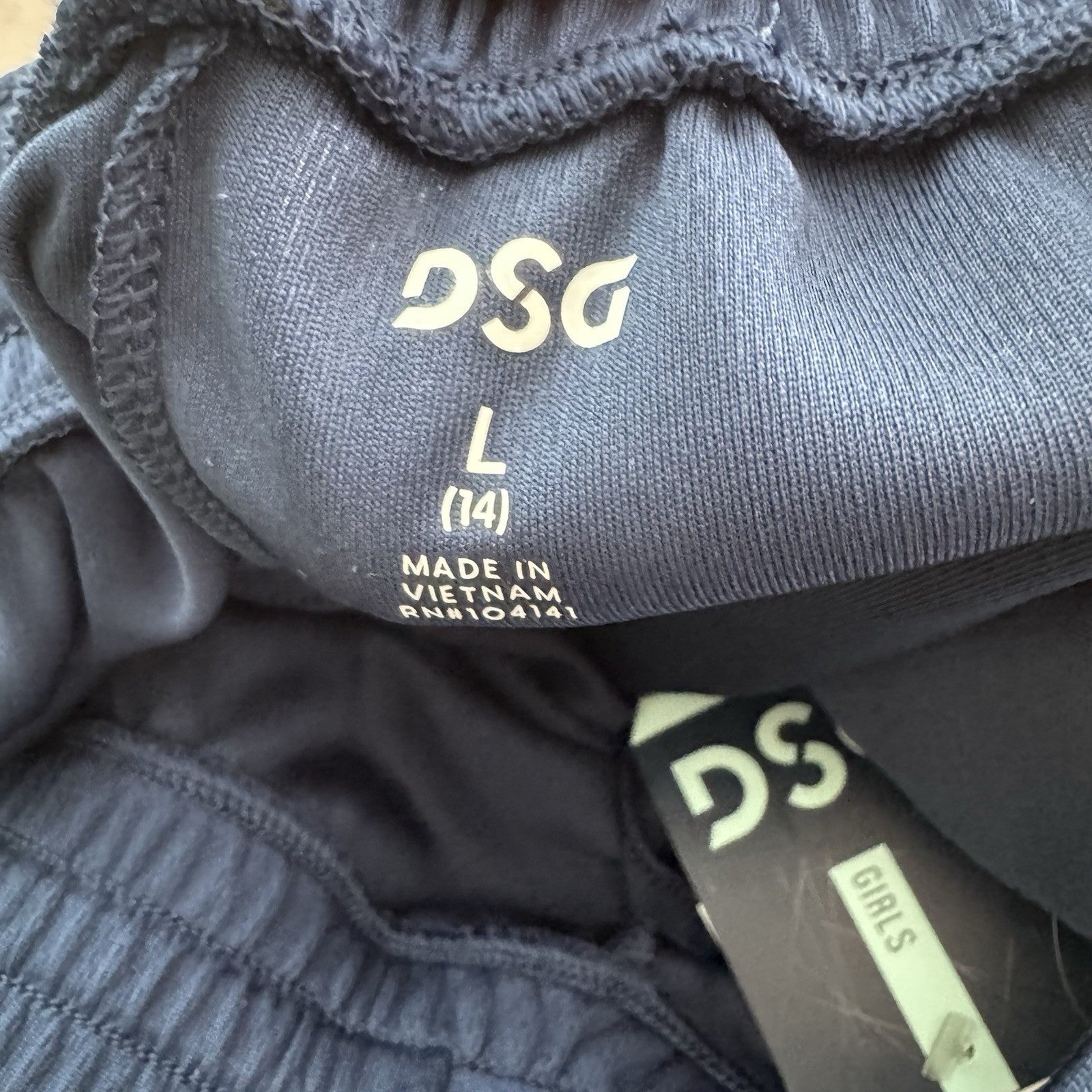 DSG Girls Large 14 Navy Mesh Athletic Shorts Mid Rise NWT