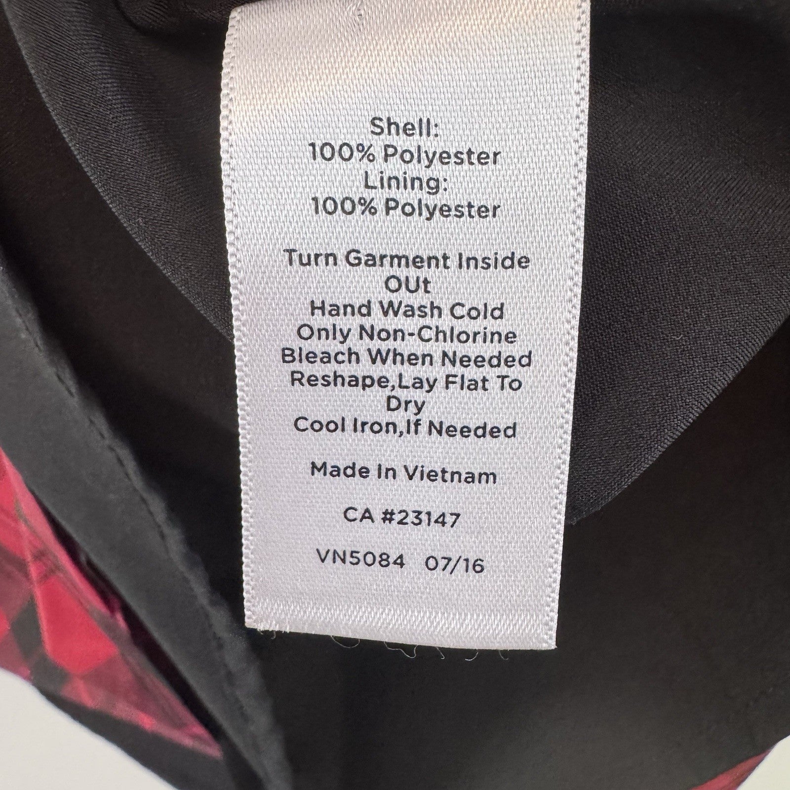 Talbots Woman 18W Red Black Plaid Peplum Sleeveless Blouse Top