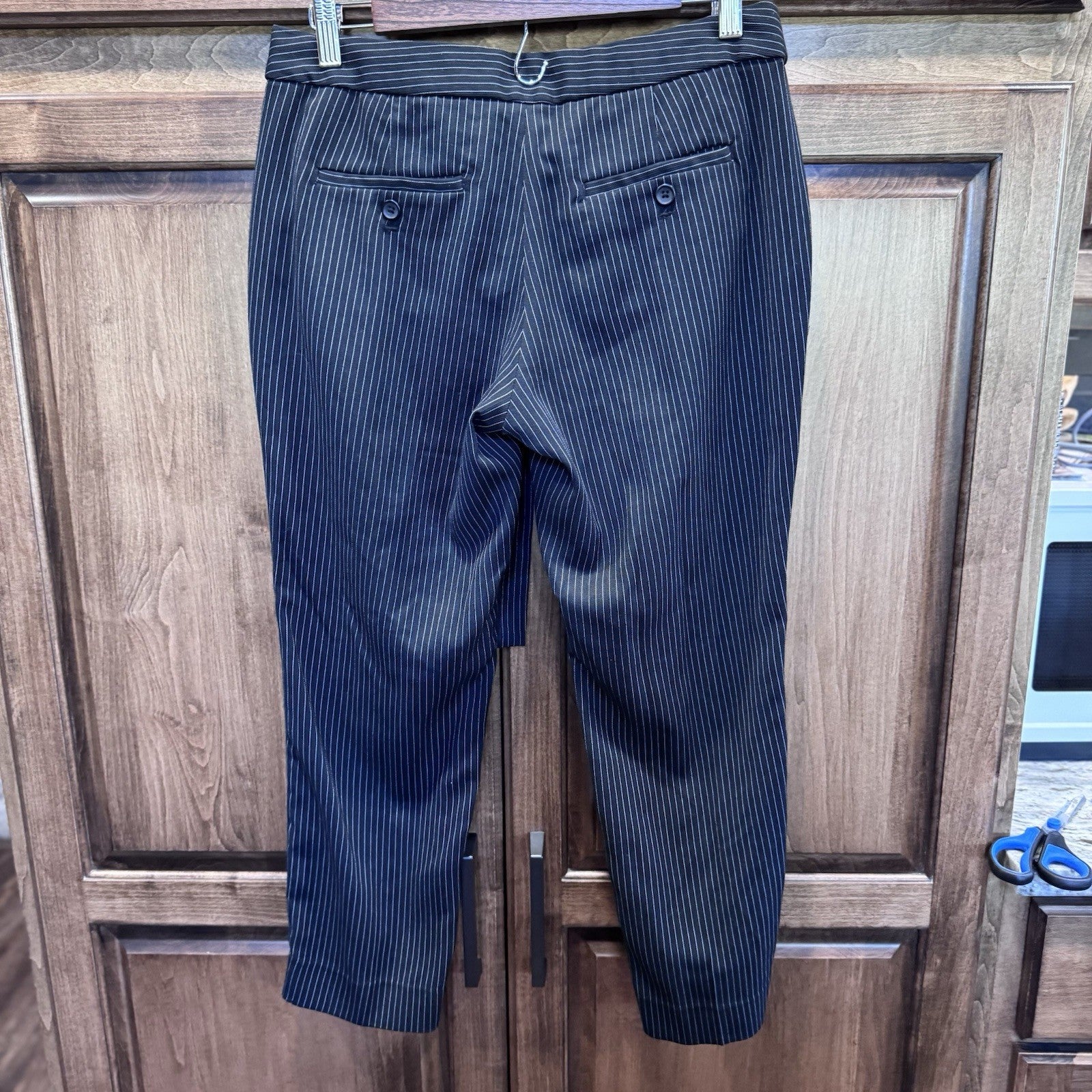 Banana Republic Avery Tie-Waist Pants Black Pinstripe Petite 6 High Rise Tapered
