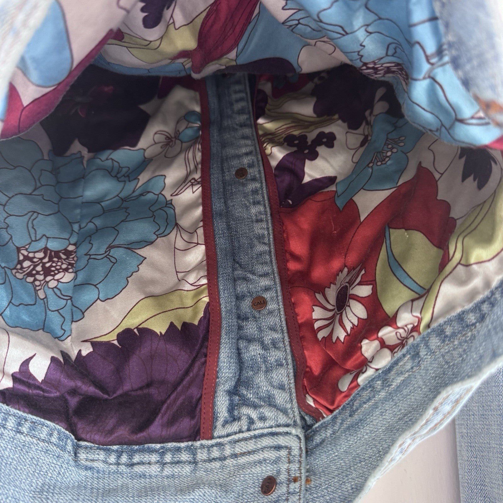 Hollister Jean Jacket Womens Medium Light Wash Distressed Trucker Denim Y2k VTG