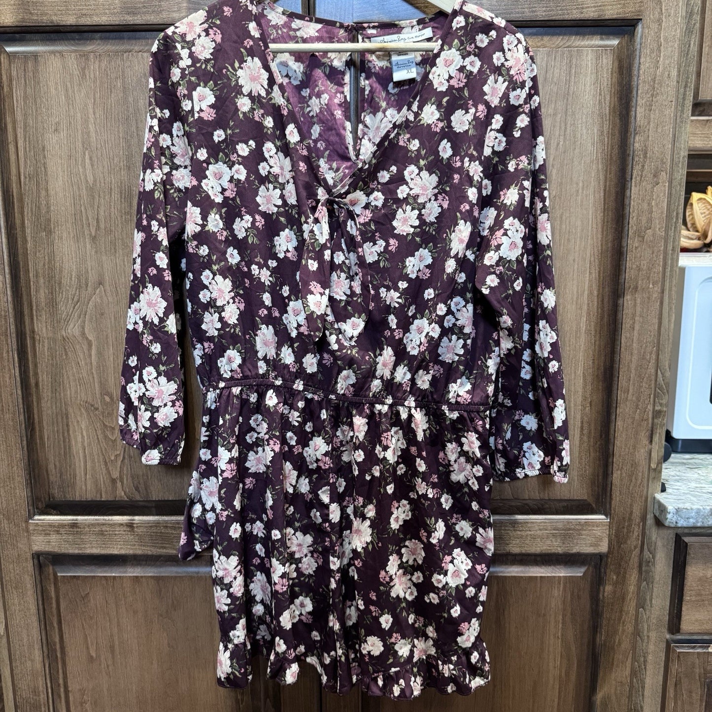 American Rag Cie Women’s Floral Romper Size XL Burgundy Rose Print Long Sleeve