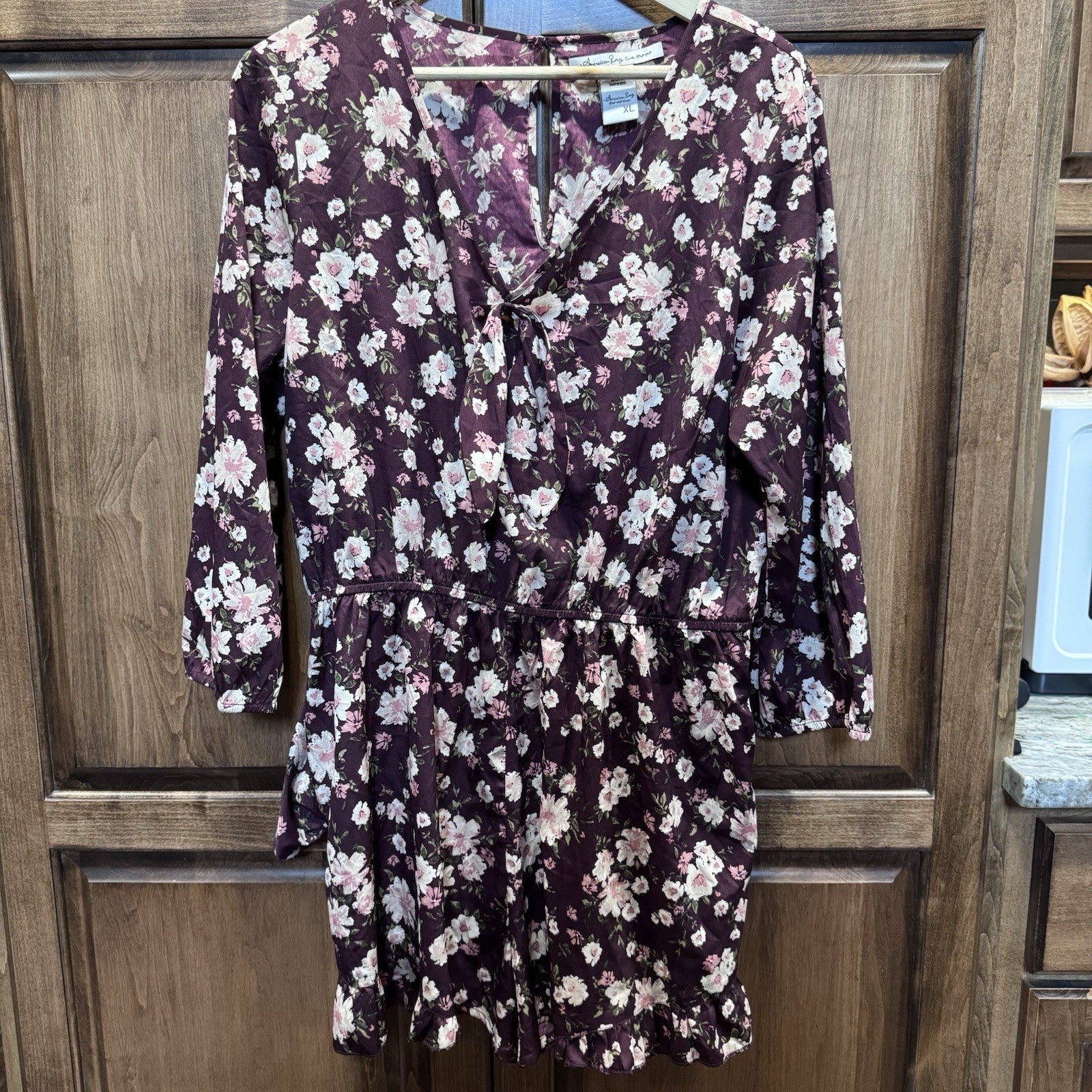 American Rag Cie Women’s Floral Romper Size XL Burgundy Rose Print Long Sleeve