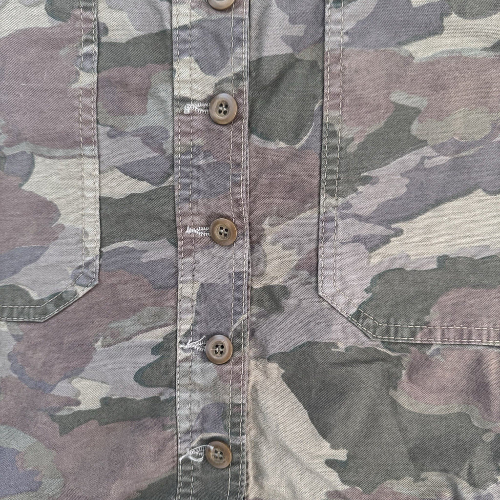 Anthro RYO LUCILLE Camo Button Front Mini Skirt Size 2
