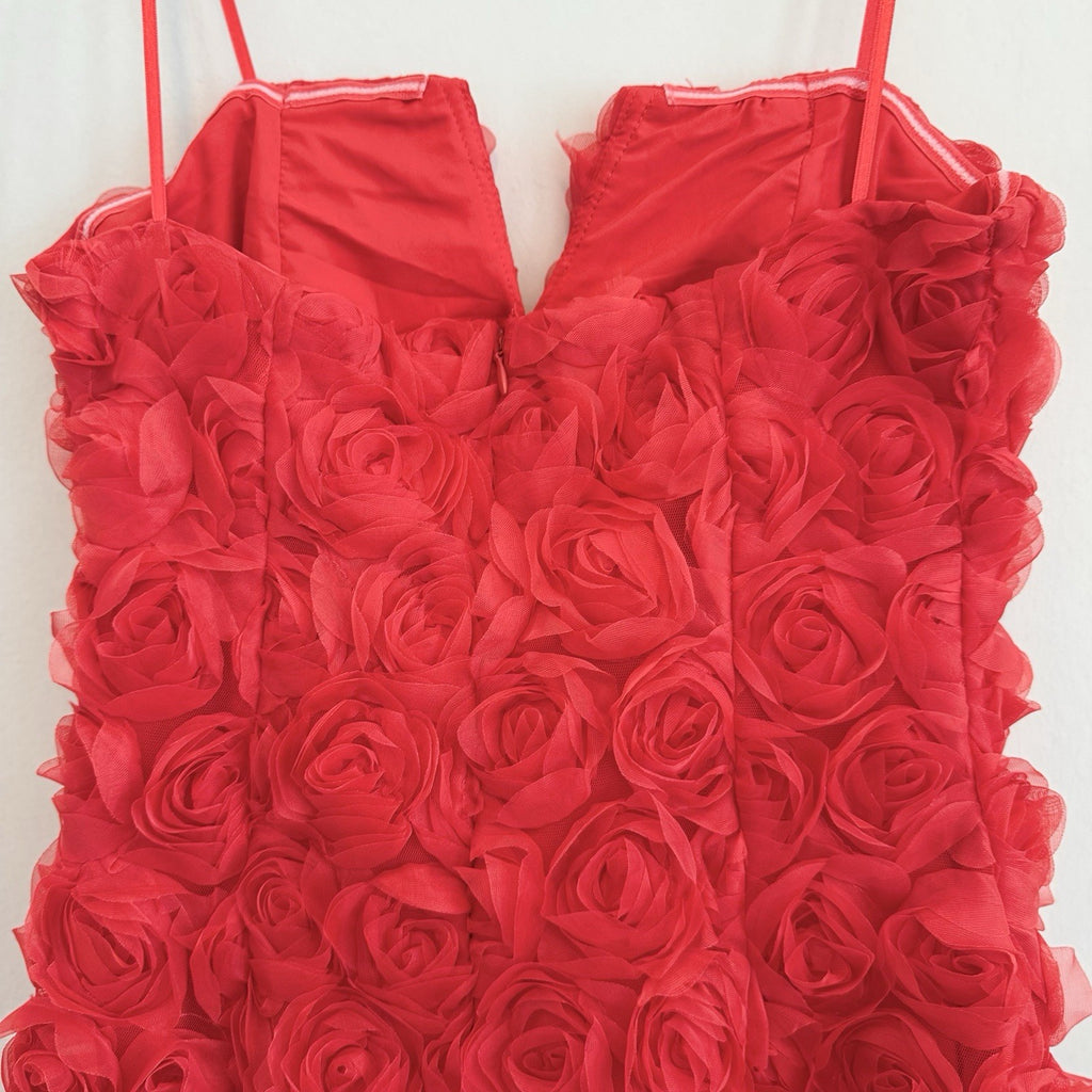 DO+BE Red 3D Rosette Floral Mini Dress Size Medium NWT Cocktail Party boutique
