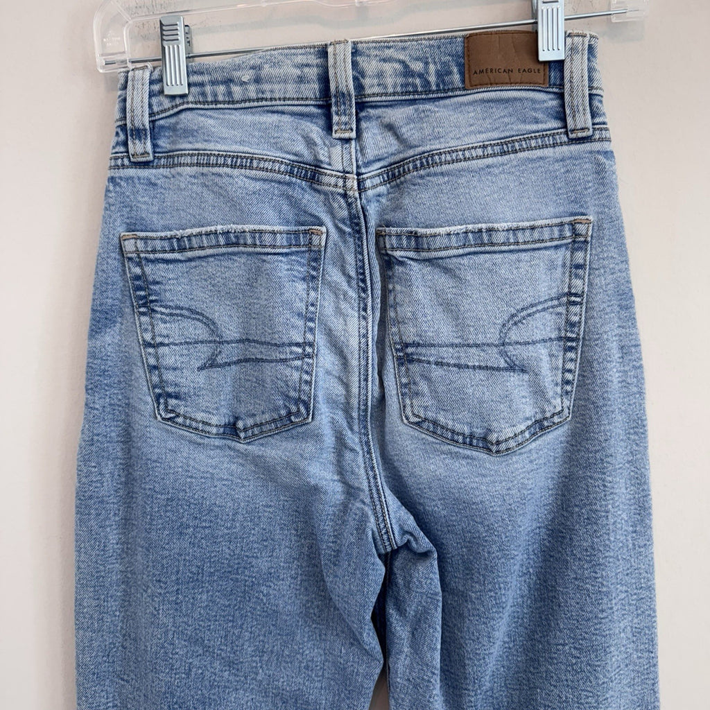 American Eagle Highest Rise Boyfriend Jeans 00 Short Light Wash Stretch Womens