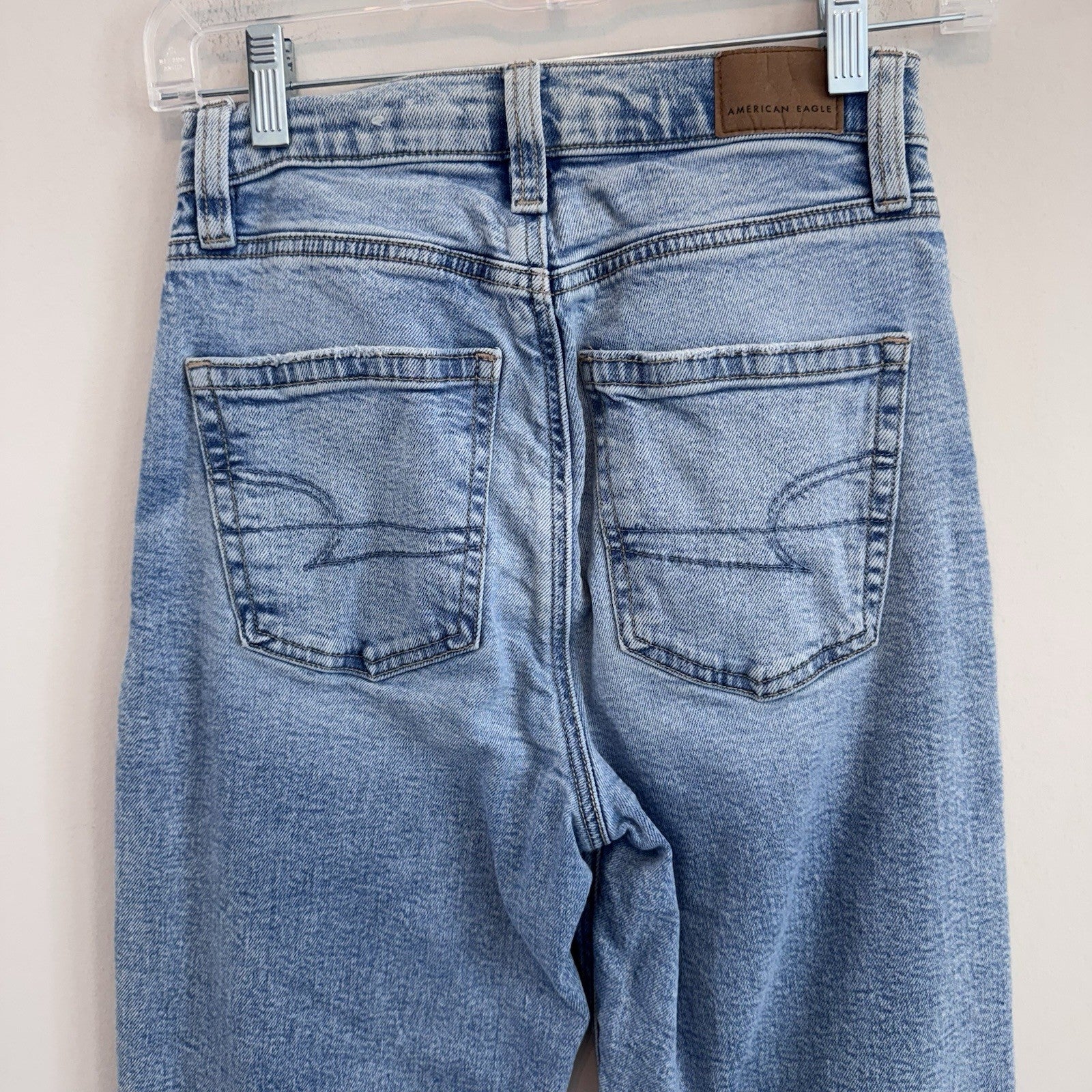 American Eagle Highest Rise Boyfriend Jeans 00 Short Light Wash Stretch Womens