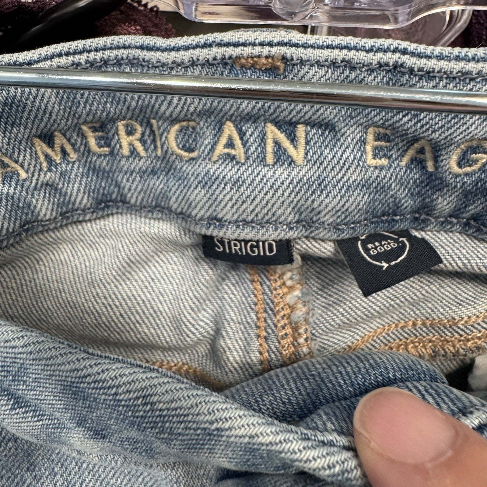 American Eagle Curvy Mom Jeans Womens 4 Regular Distressed Rigid Denim