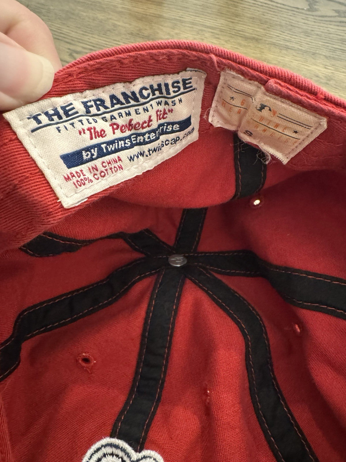 Boston Red Sox Baseball Cap Red B Logo MLB The Franchise Fitted Garment Wash Sm