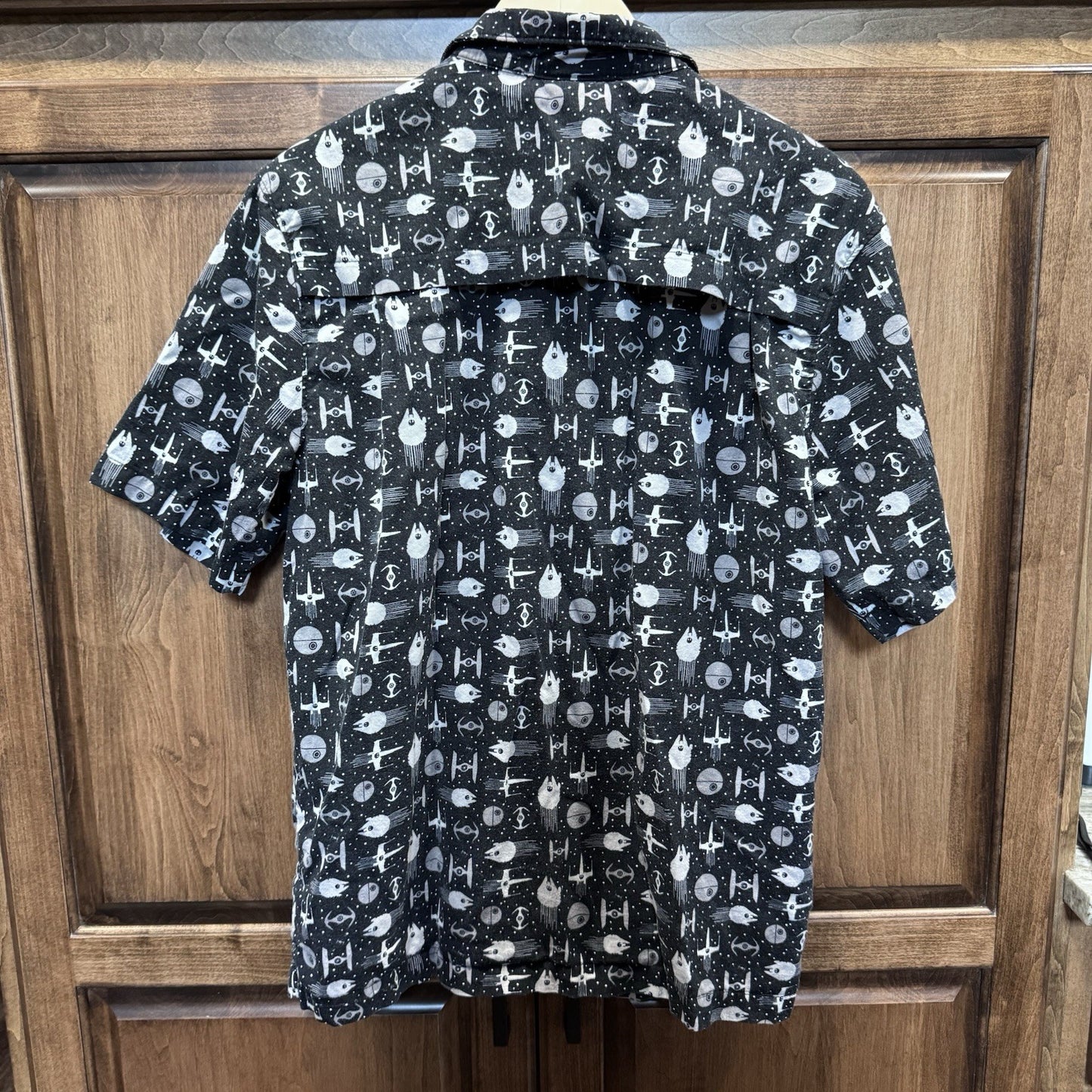 Disney Parks Star Wars Button Up Shirt Men’s M | Ships & Death Star Print