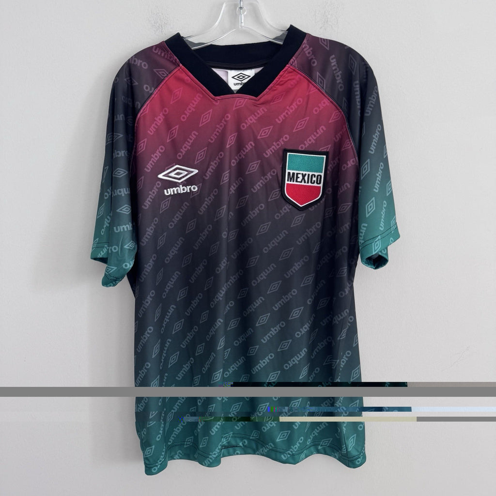 NWT Umbro Mexico Soccer Jersey Mens Size Small Red Green Gradient Futbol Shirt