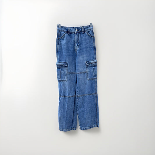 H&M Divided Women’s Cargo Jeans Size 0 – Wide Leg Baggy Denim Y2K Trendy