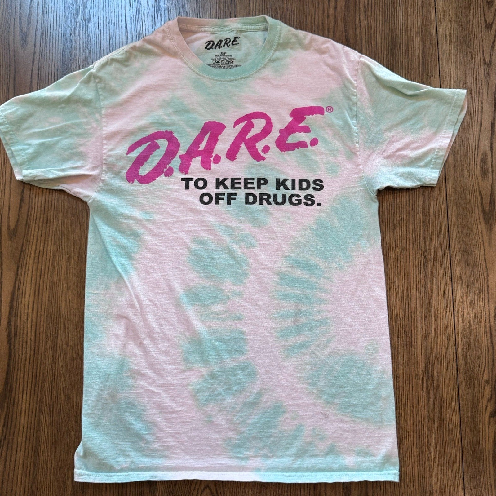 D.A.R.E. Tie-Dye T-Shirt Size S Pink Green Pastel “To Keep Kids Off Drugs”