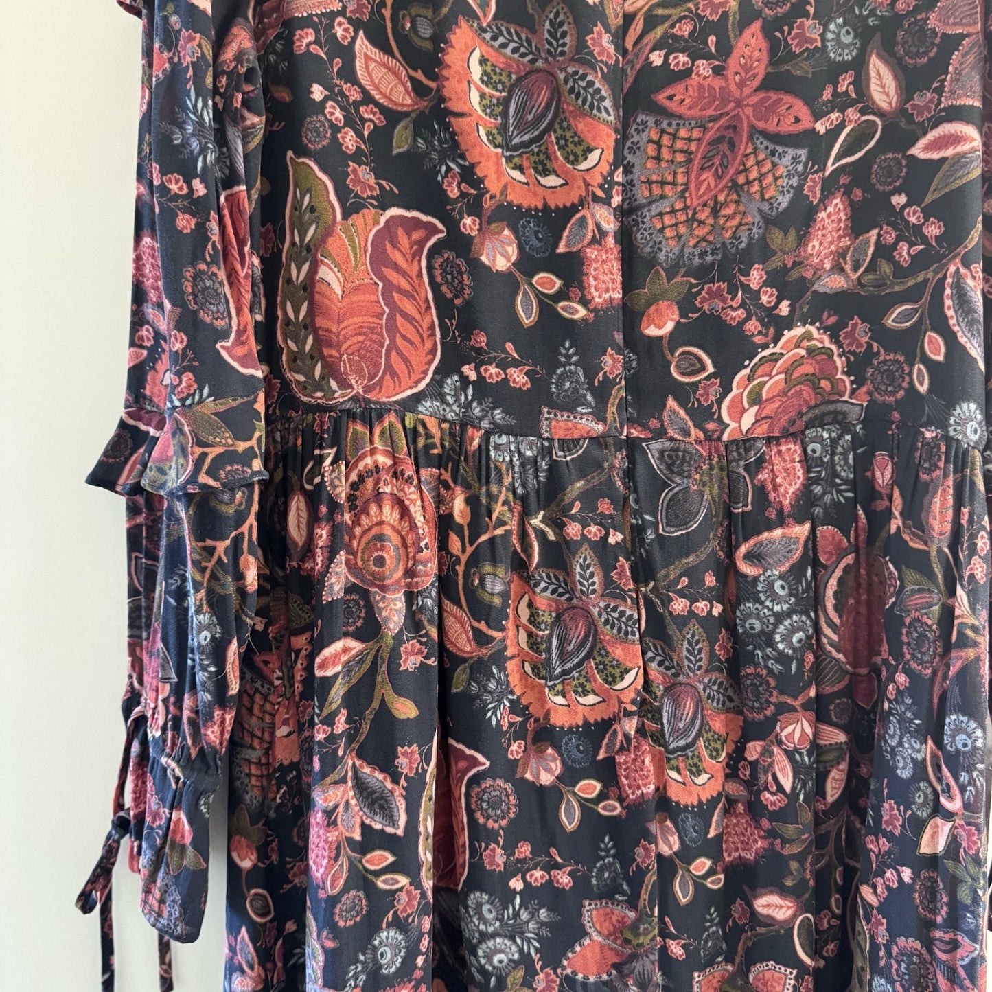 LOFT Floral Ruffle Dress Size 6 Navy Pink Long Sleeve Boho Midi Lined Fall Style