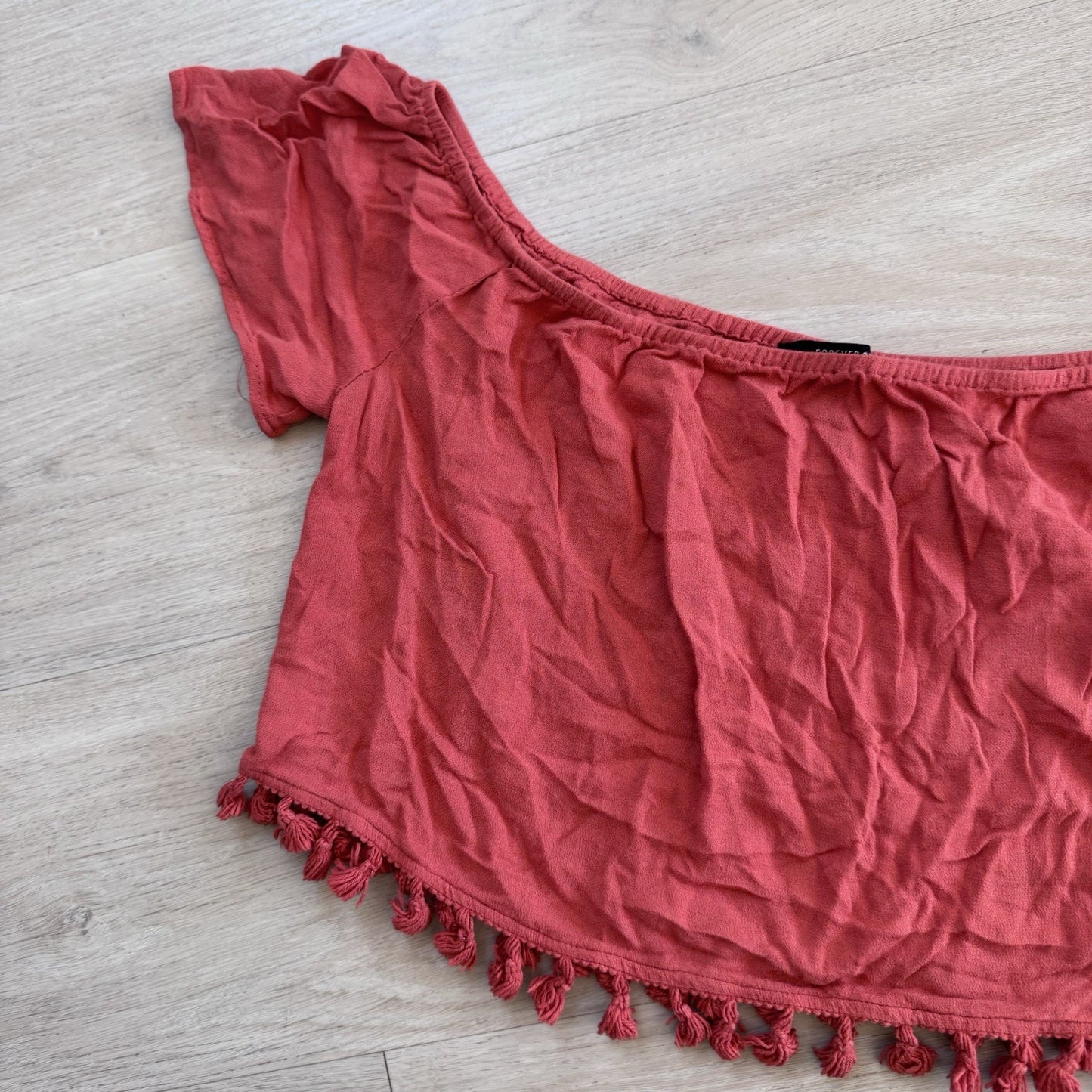 Forever 21 Off Shoulder Crop Top Red Tassel Hem Short Sleeve Women’s S