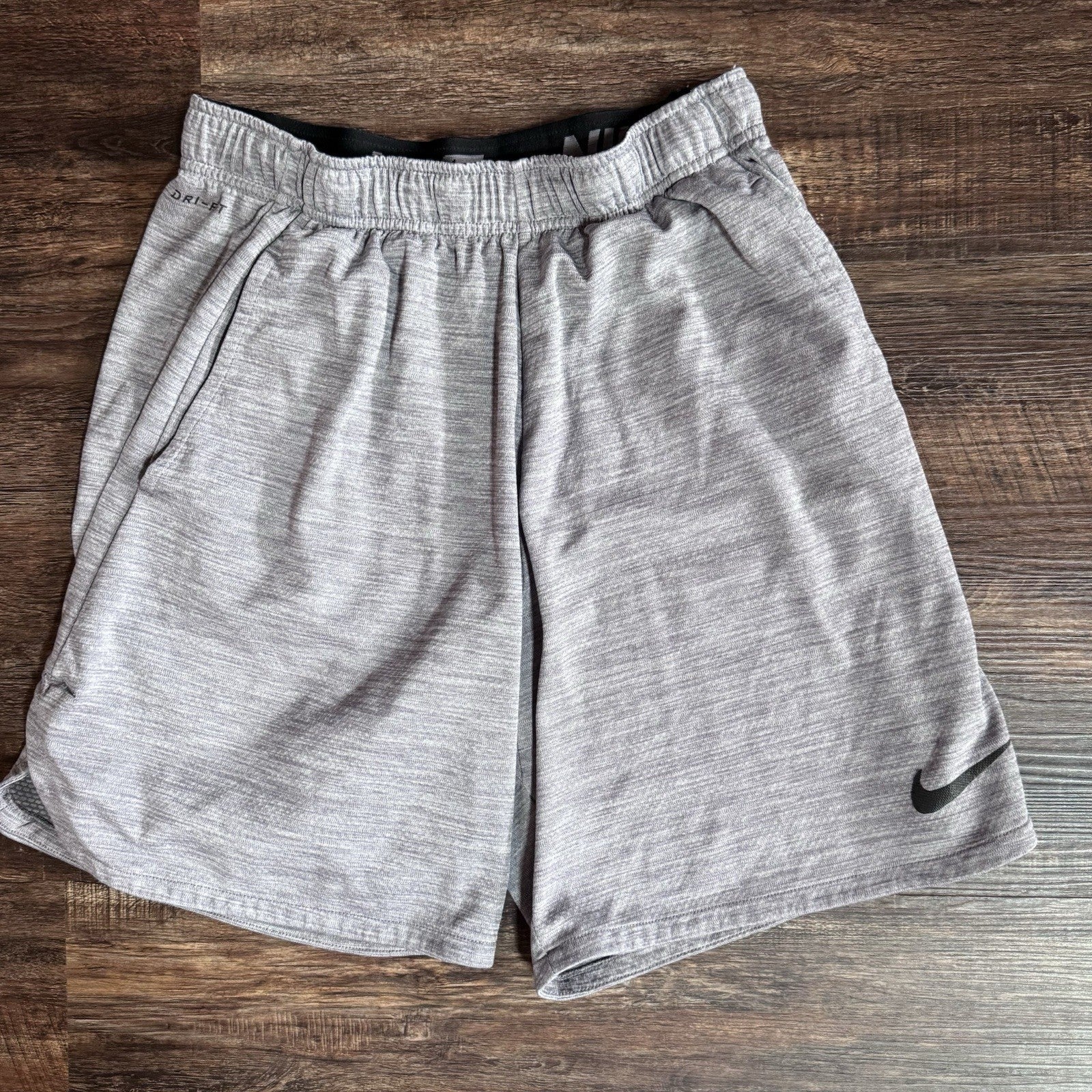 Nike Dri-FIT Gray Training Shorts Size M | Men’s Athletic Gym Workout Shorts