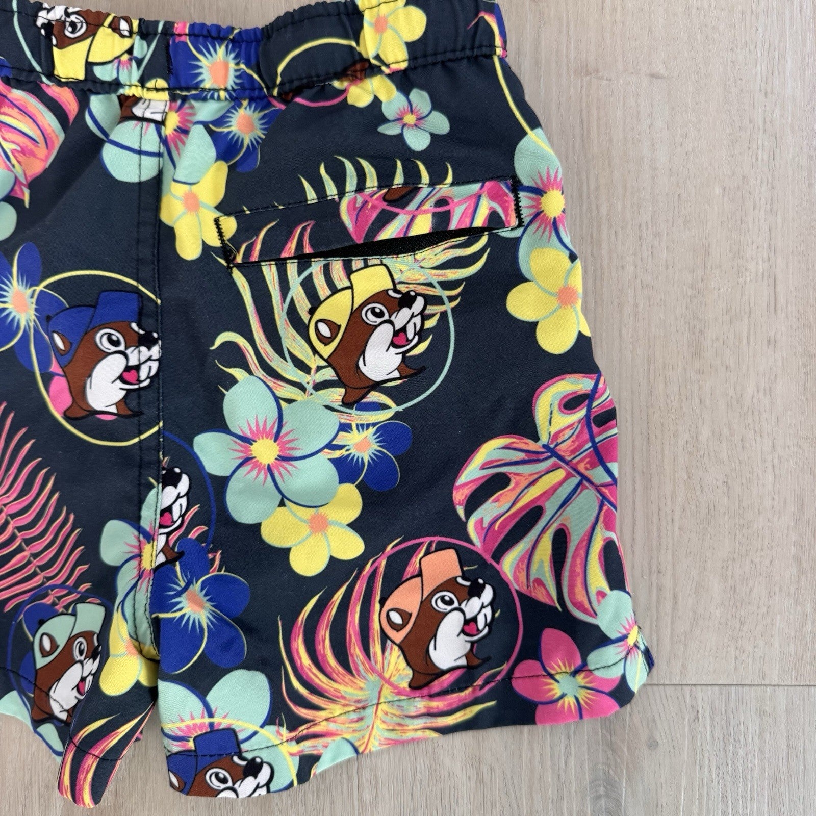Buc-ee's Boys Swim Trunks Size 4T Tropical Floral Beaver Print Board Shorts