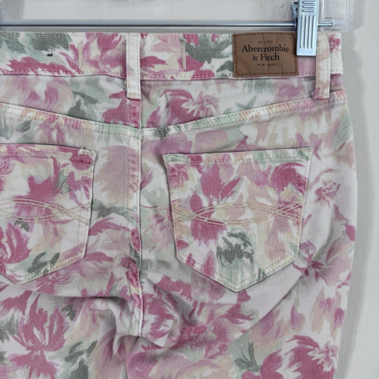 Abercrombie & Fitch Floral Skinny Jeans Womens Size 0 W25 Pink Stretch